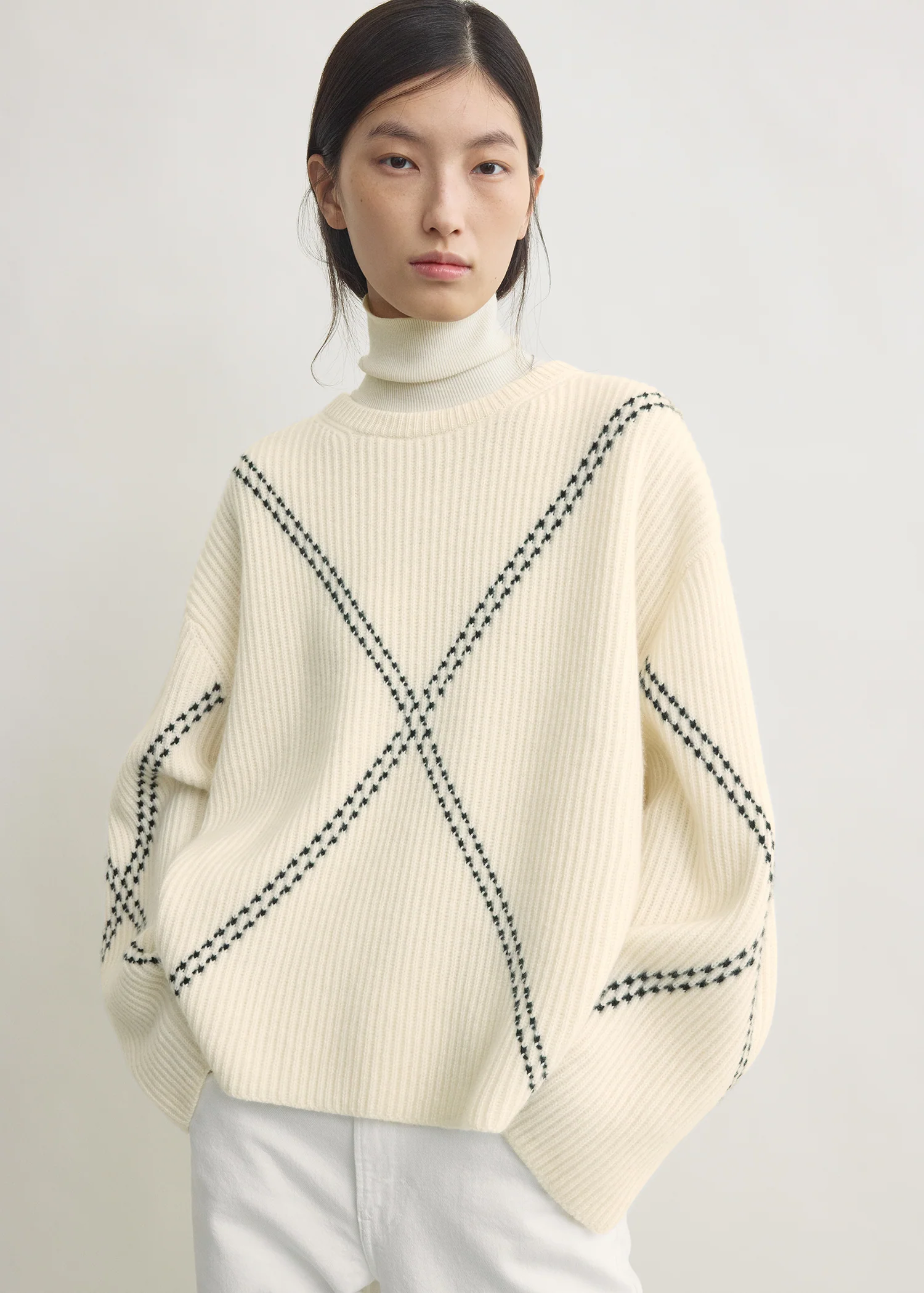 Argyle-stitch cashmere sweater ecru/black - Image 5