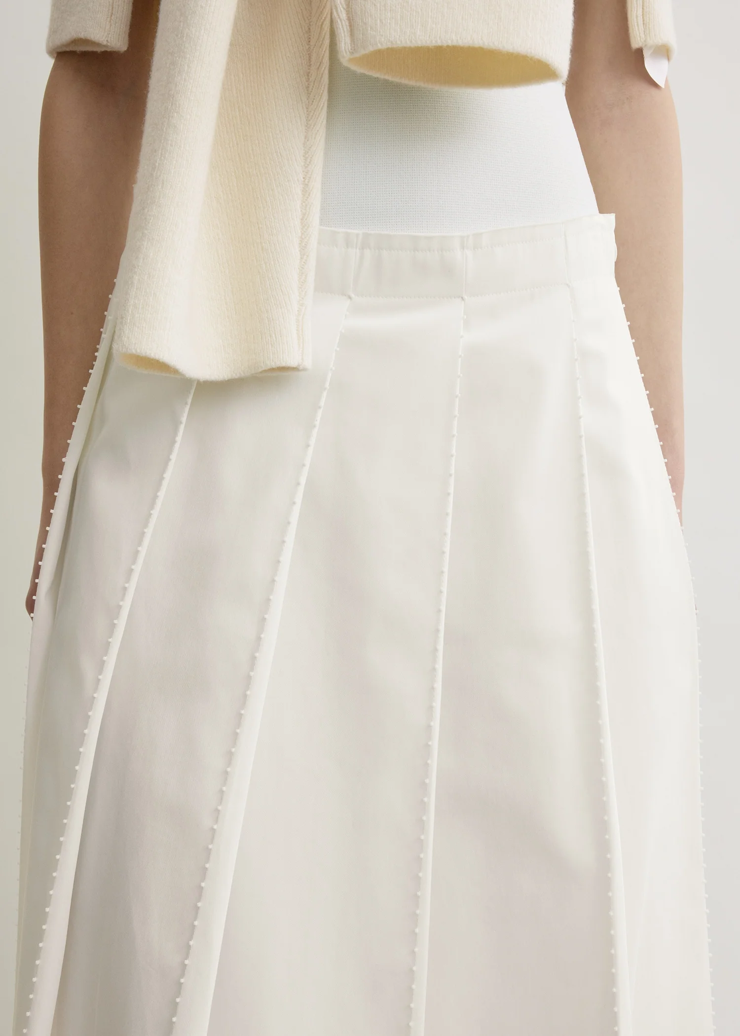Beaded pleat skirt white - Image 4