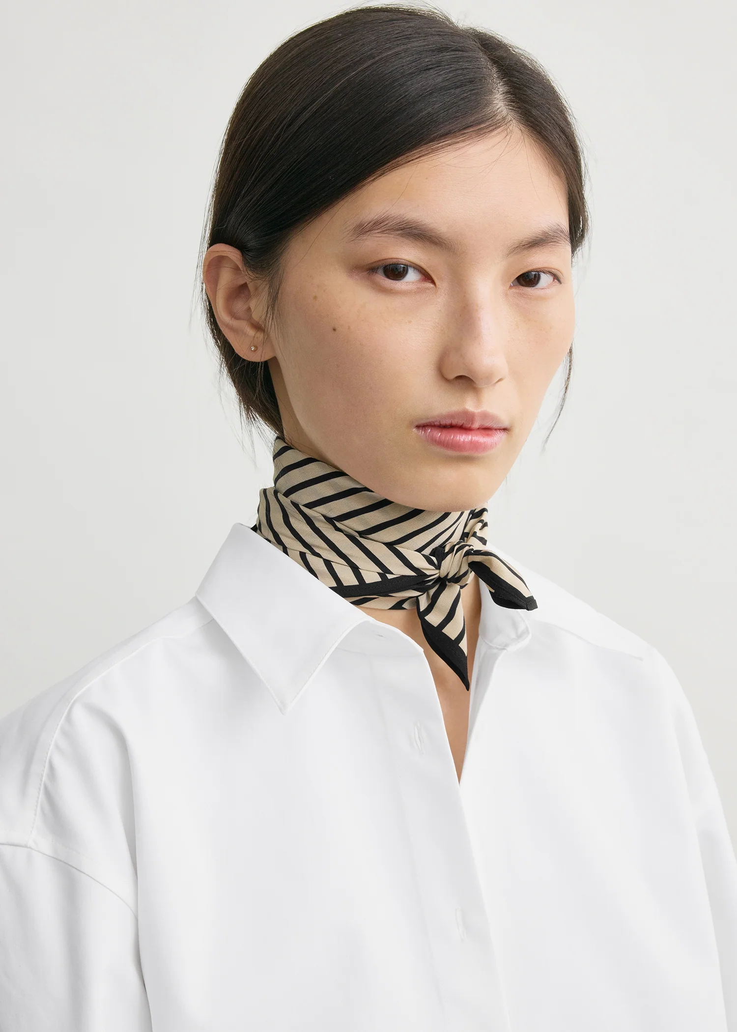 Beijing stripe silk scarf cream - Image 3