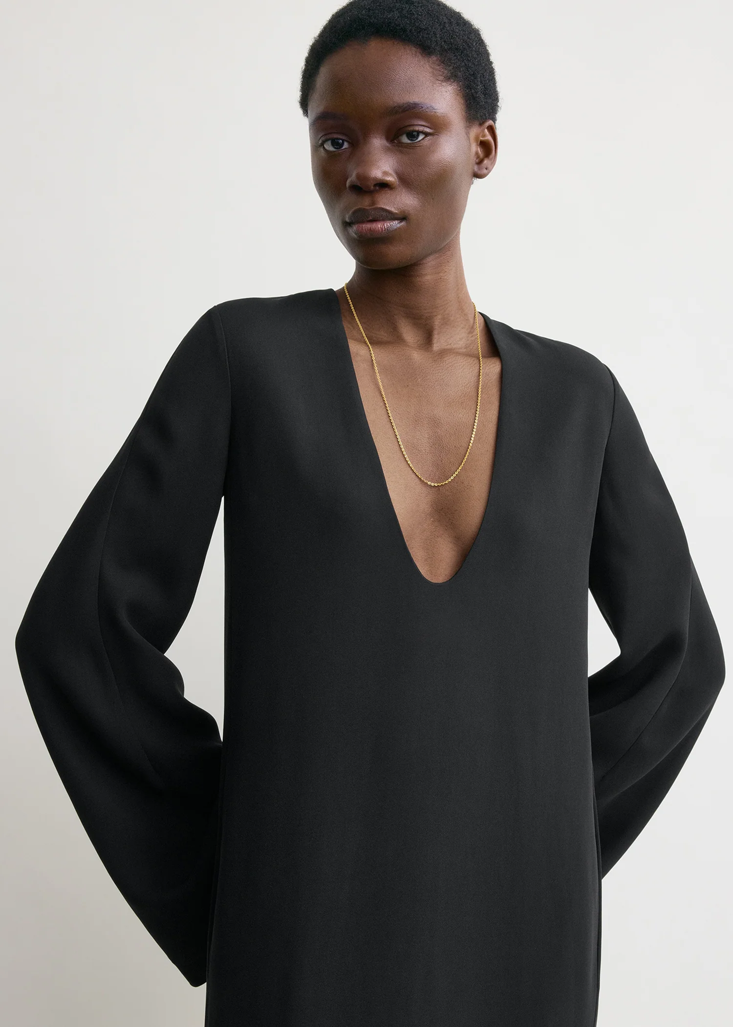 Bell-sleeve dress black - Image 4