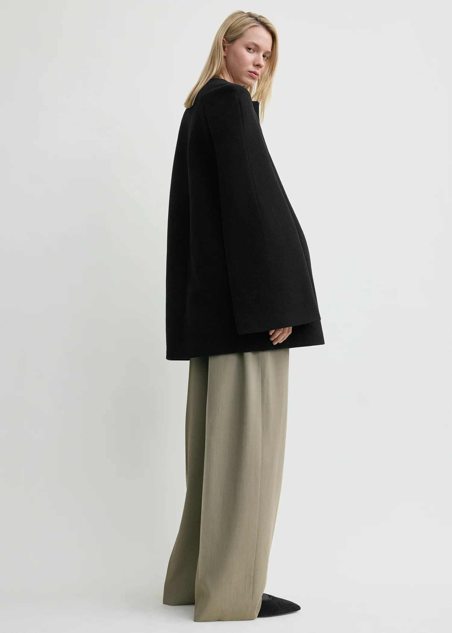 Bell-sleeve jacket black - Image 2