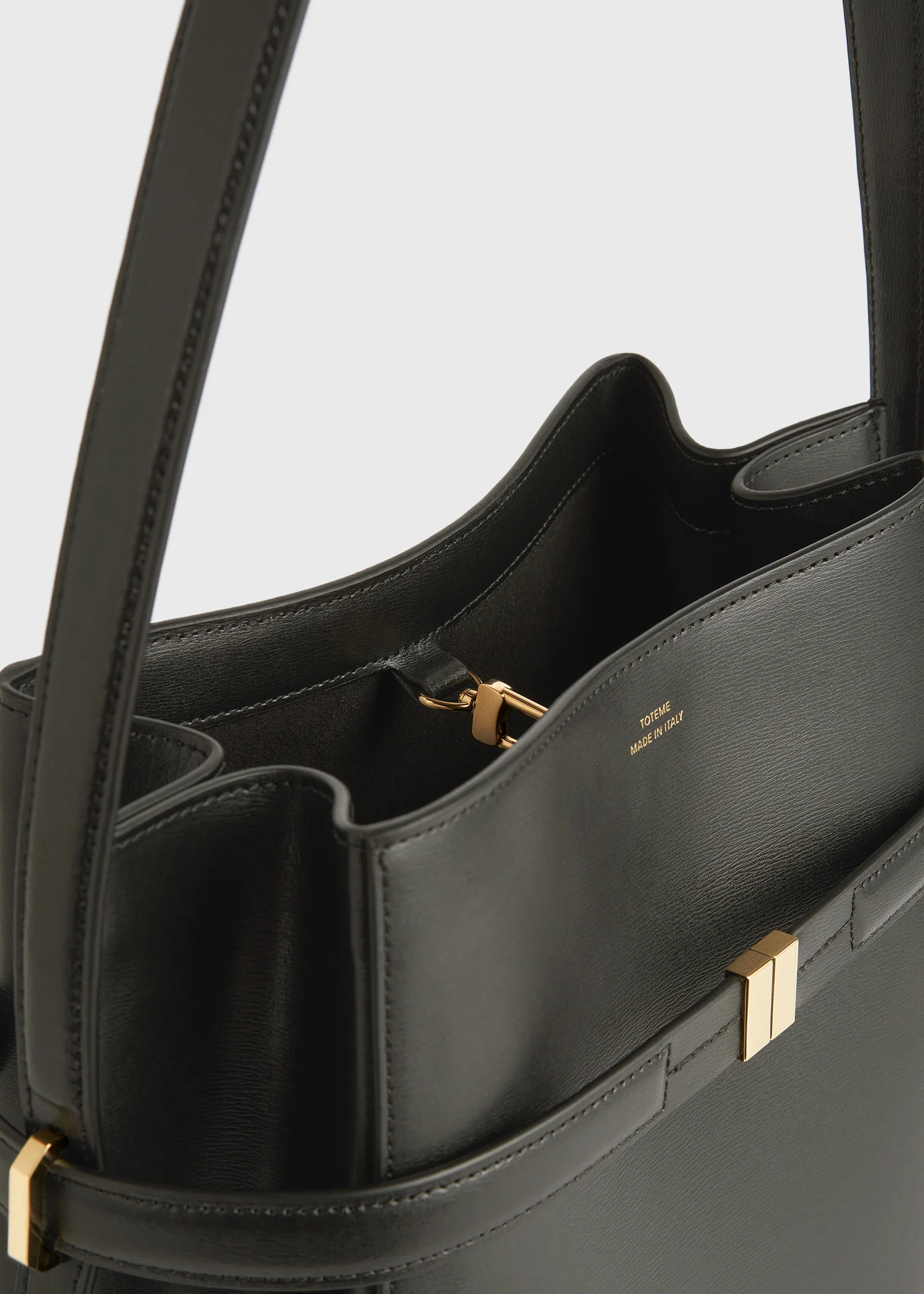 Belted leather bucket bag bark - Image 6