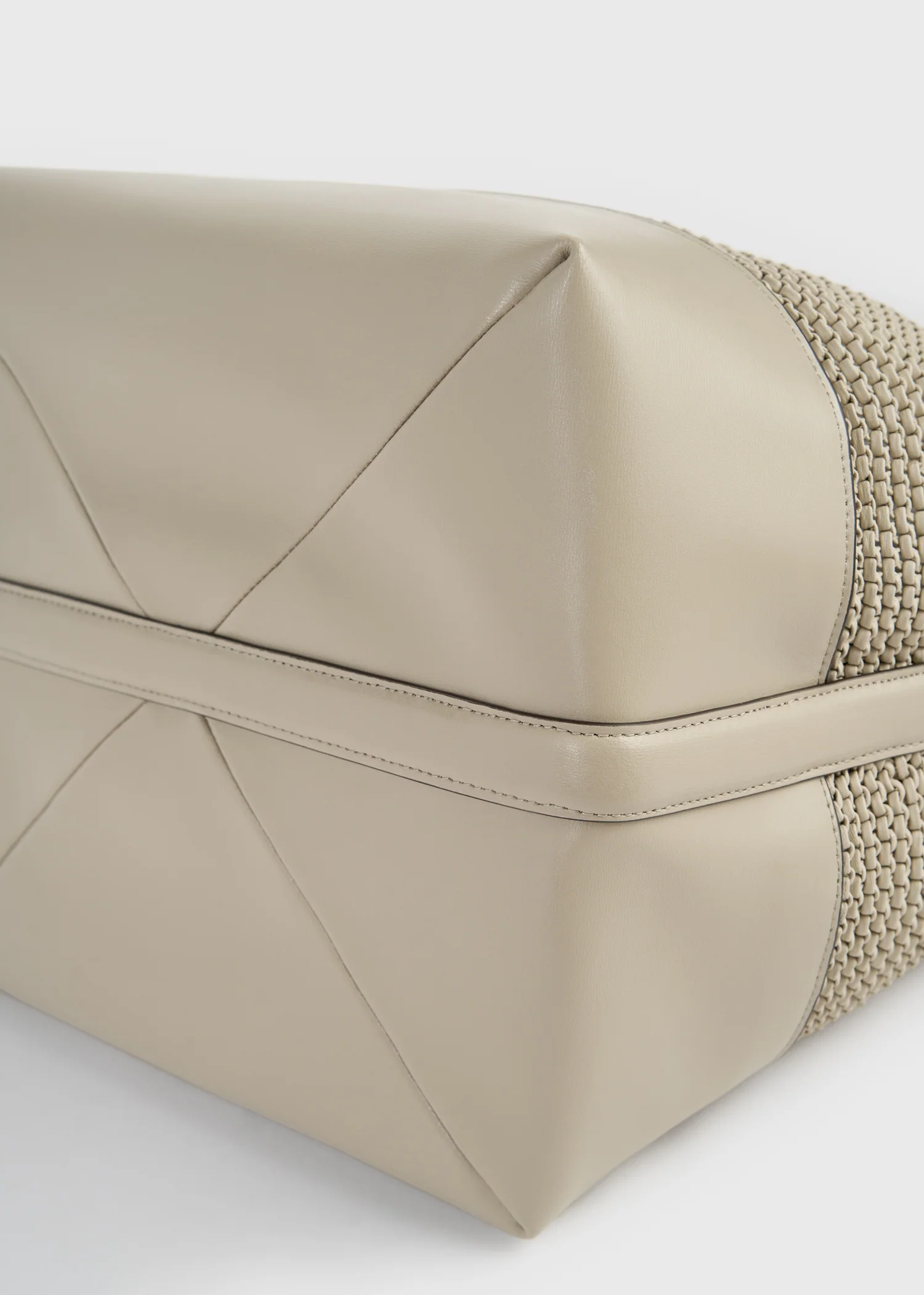 Belted woven leather tote fawn - Image 7