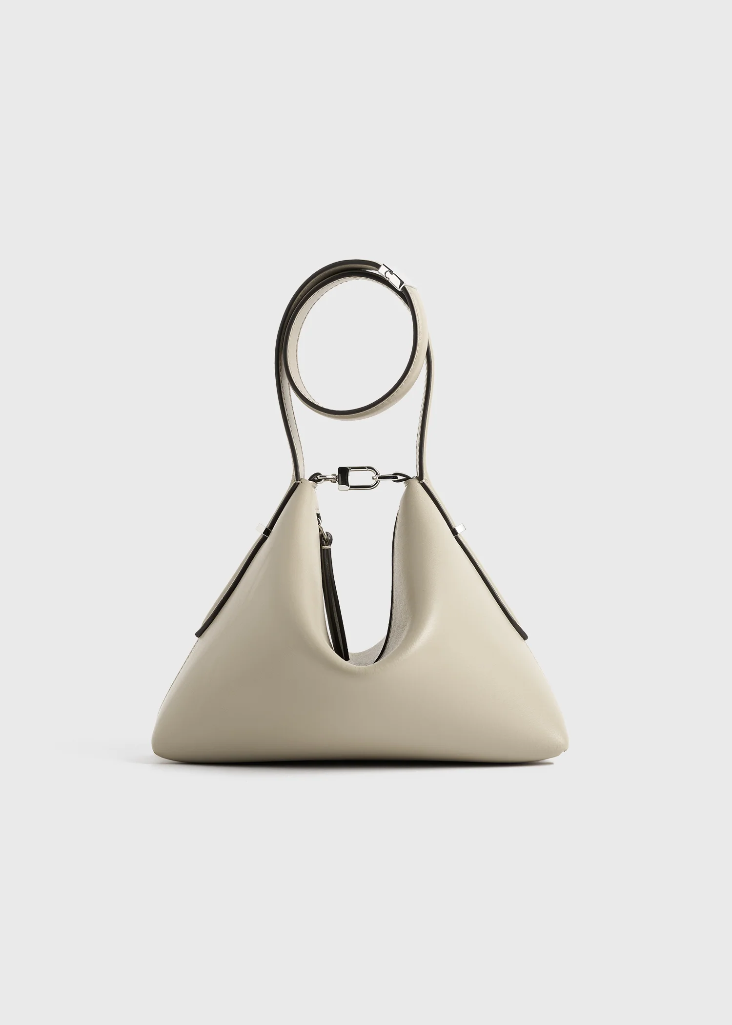 Bevel leather wristlet fawn