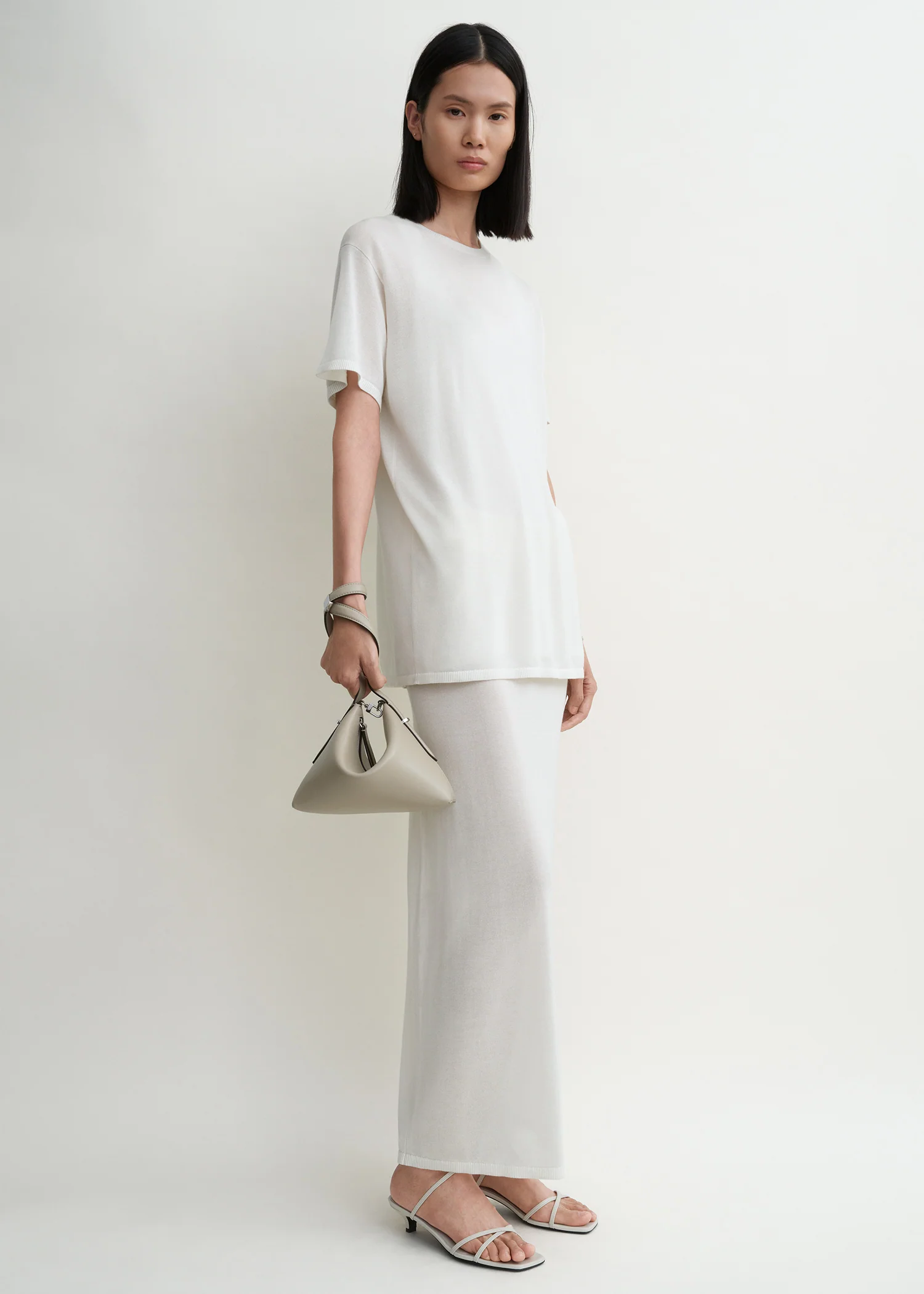 Bevel leather wristlet fawn - Image 3