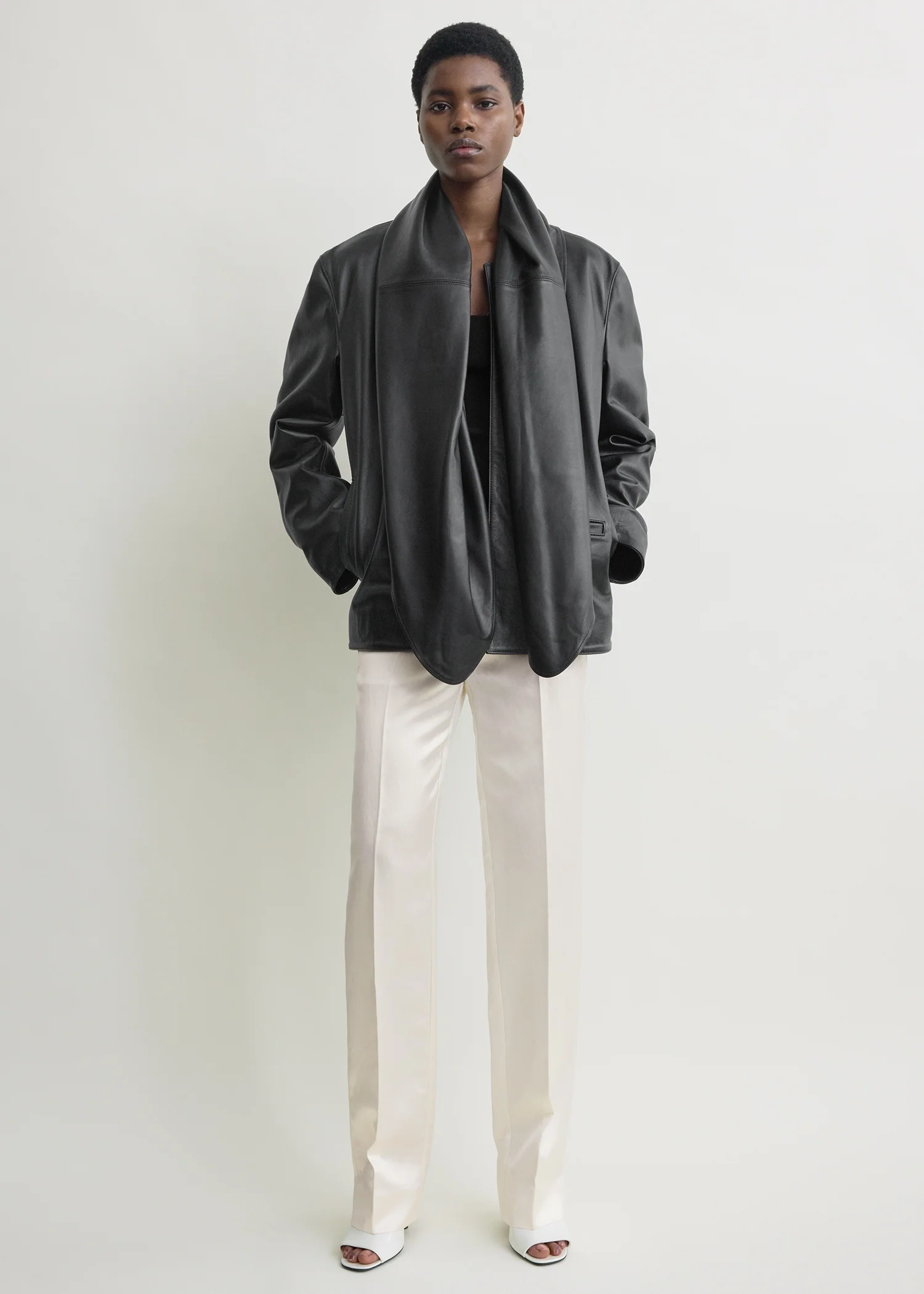 Big leather scarf black - Image 2