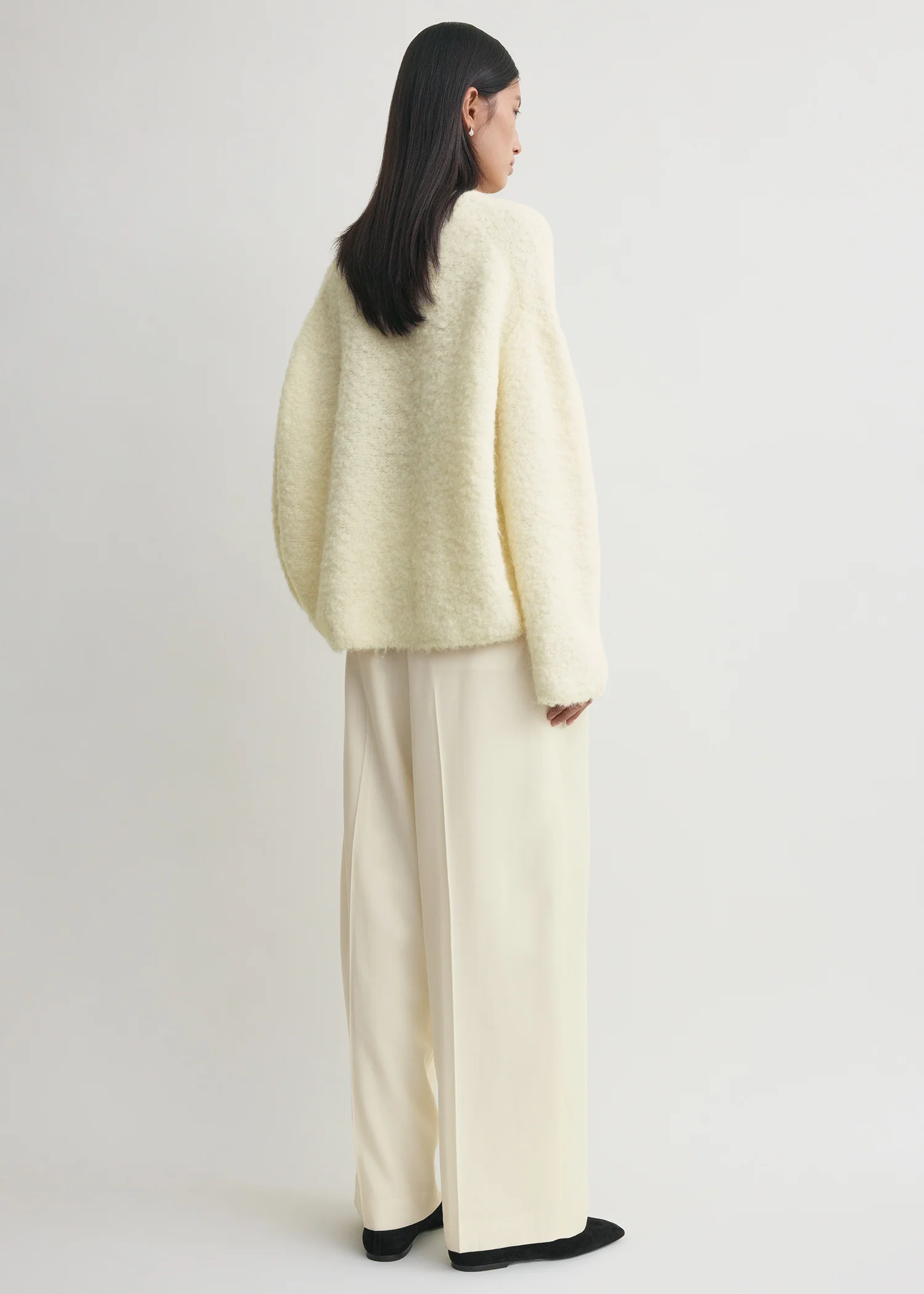 Boxy bouclé knit milk - Image 3