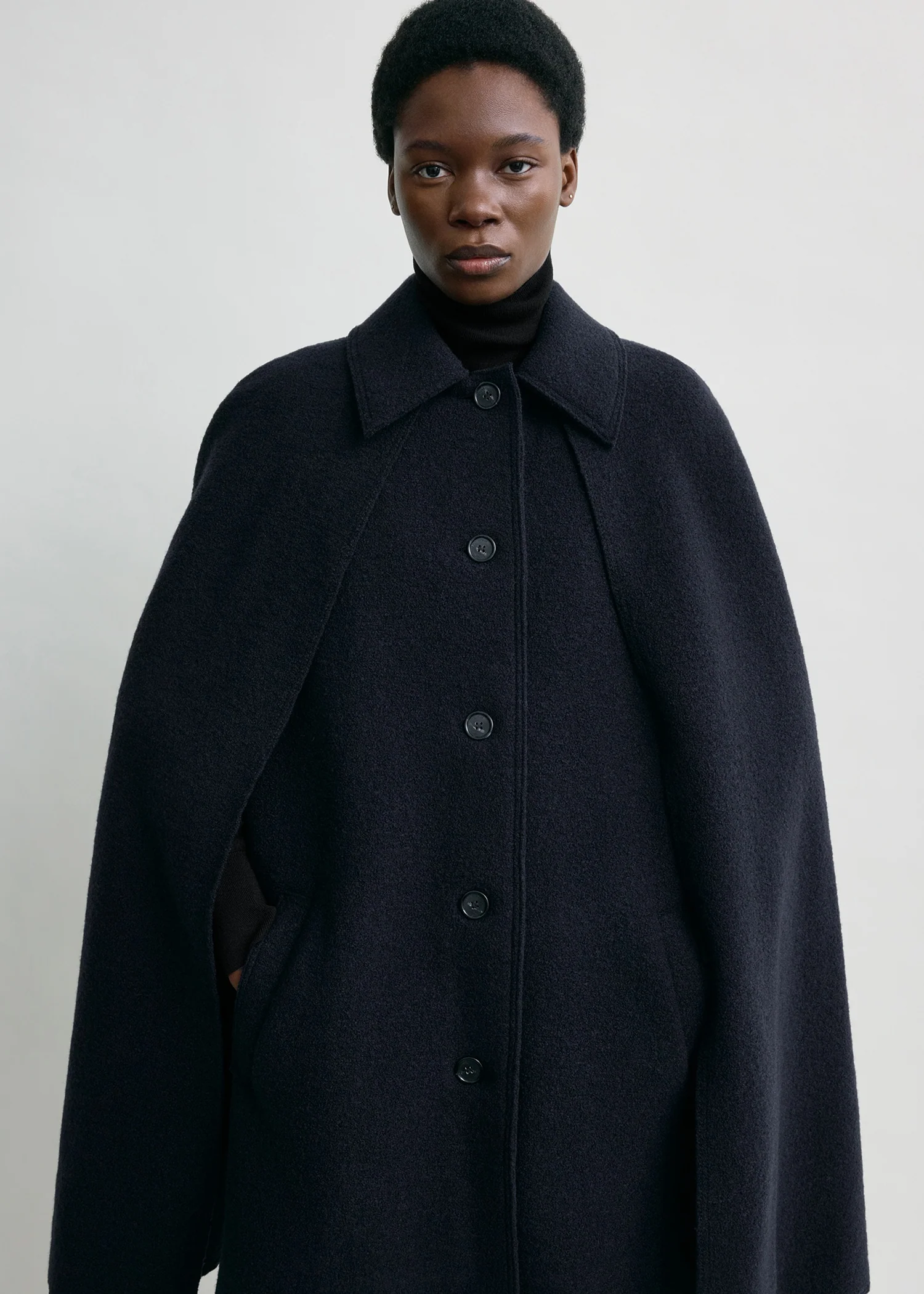 Cape coat navy petite - Image 4