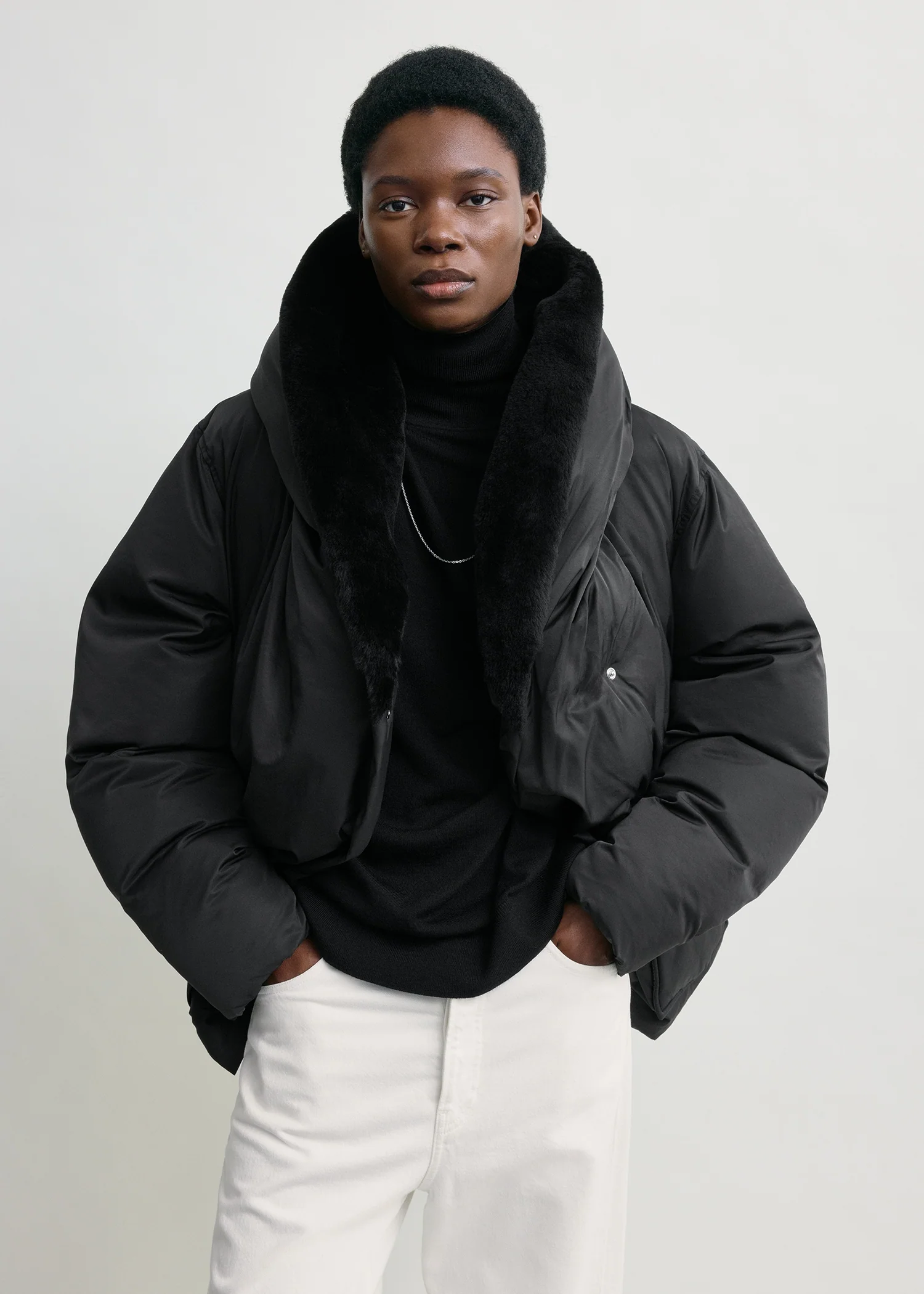 Cinched puffer jacket black - Image 4