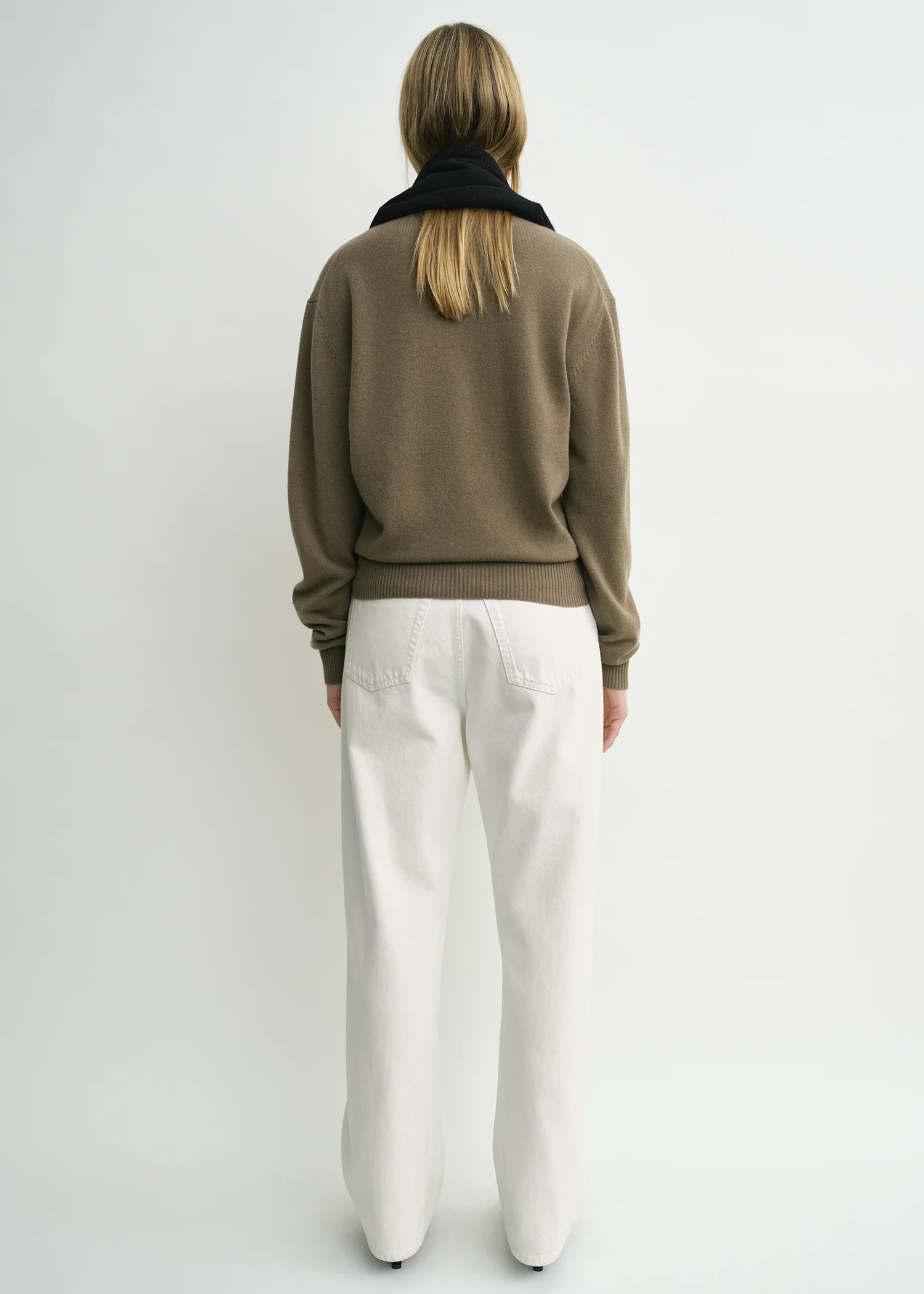 Classic cashmere crew knit hazel - Image 3