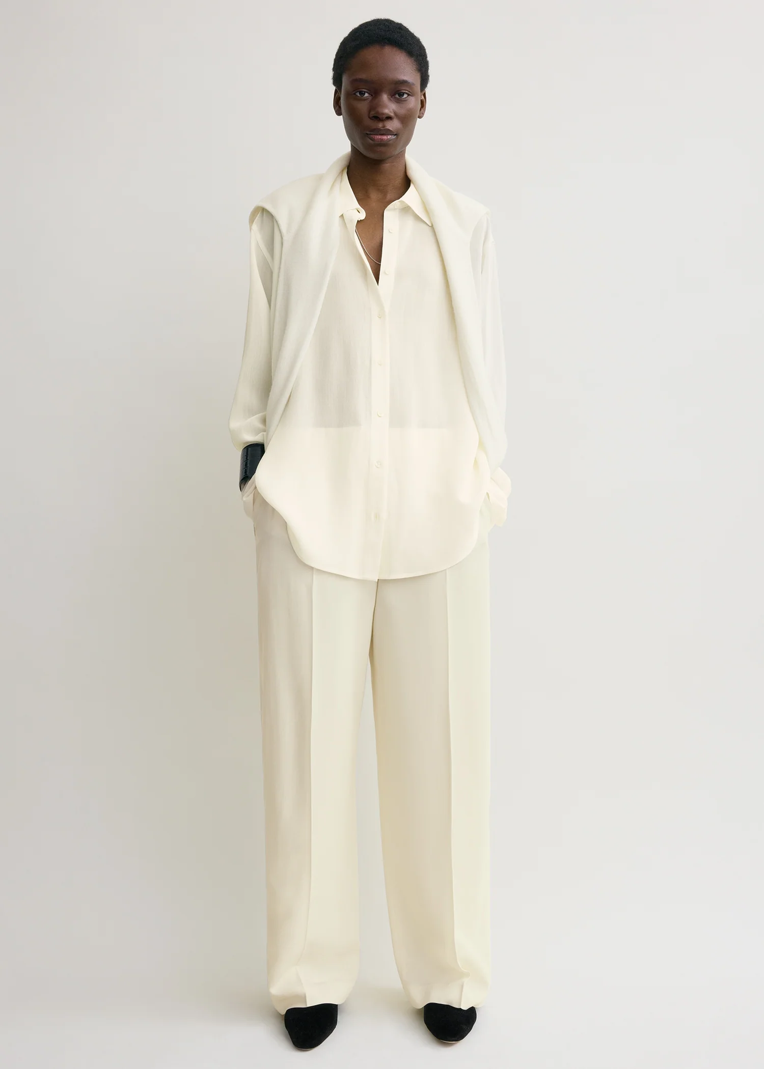 Classic crepe shirt milk