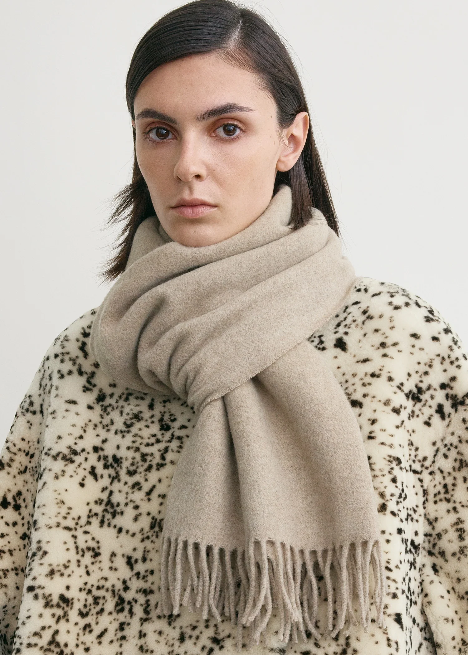 Classic wool scarf light beige mélange - Image 4
