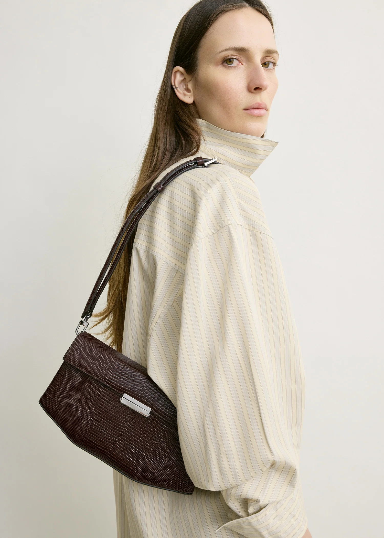 Clip lizard-embossed clutch brown - Image 2