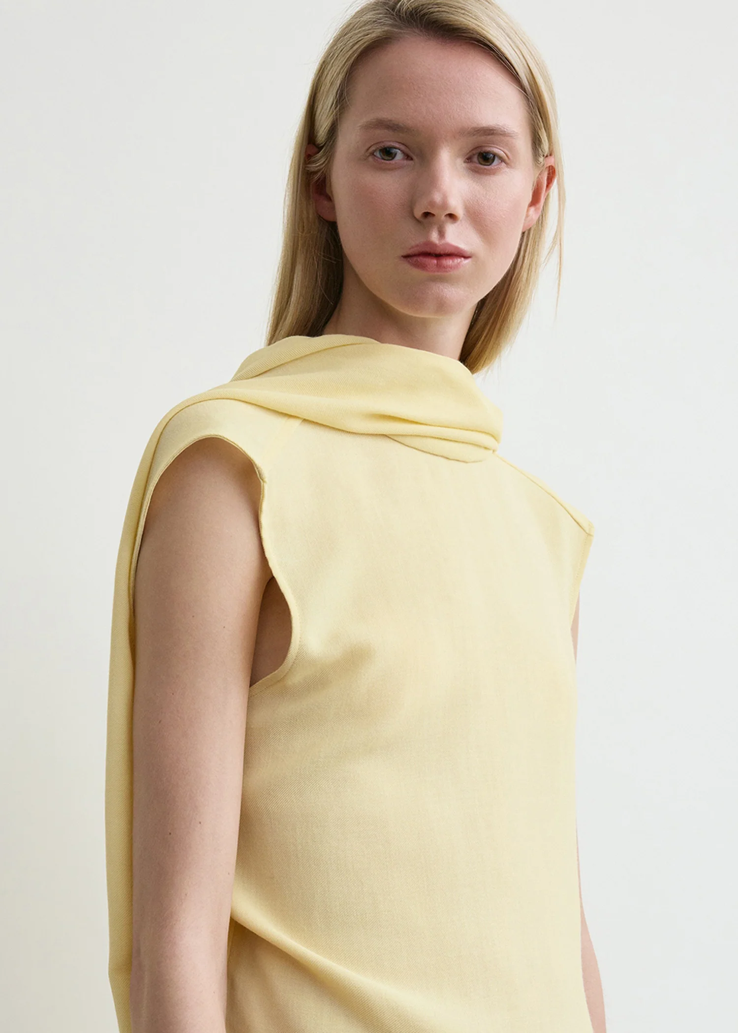 Cocoon cape blouse champagne - Image 5