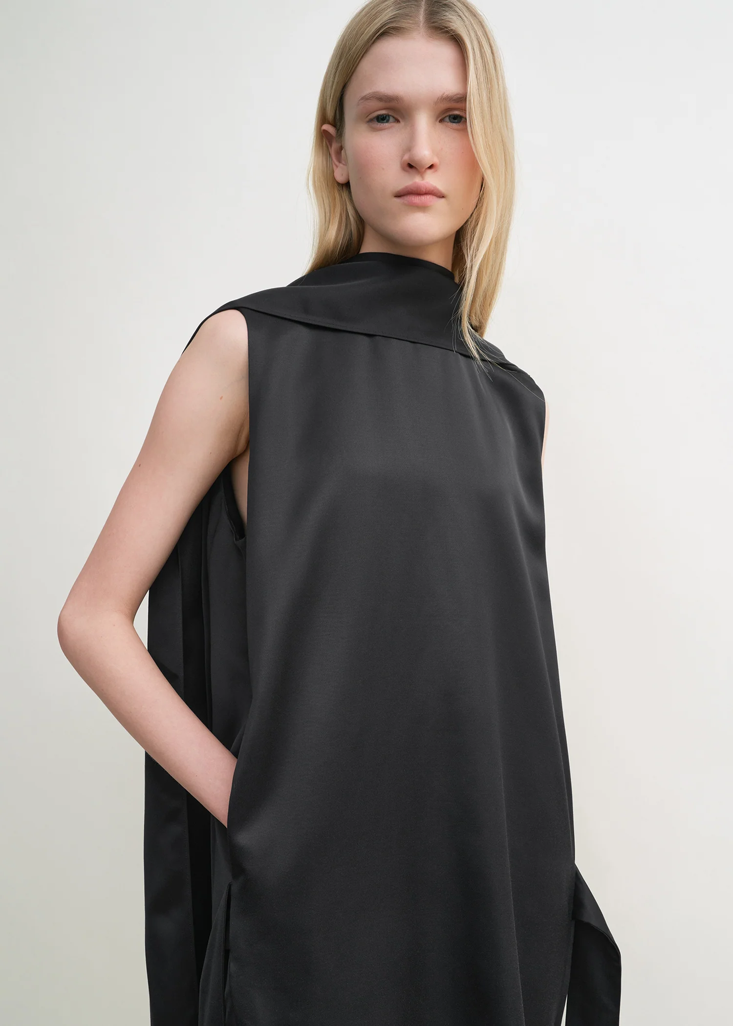 Cocoon scarf dress black - Image 4