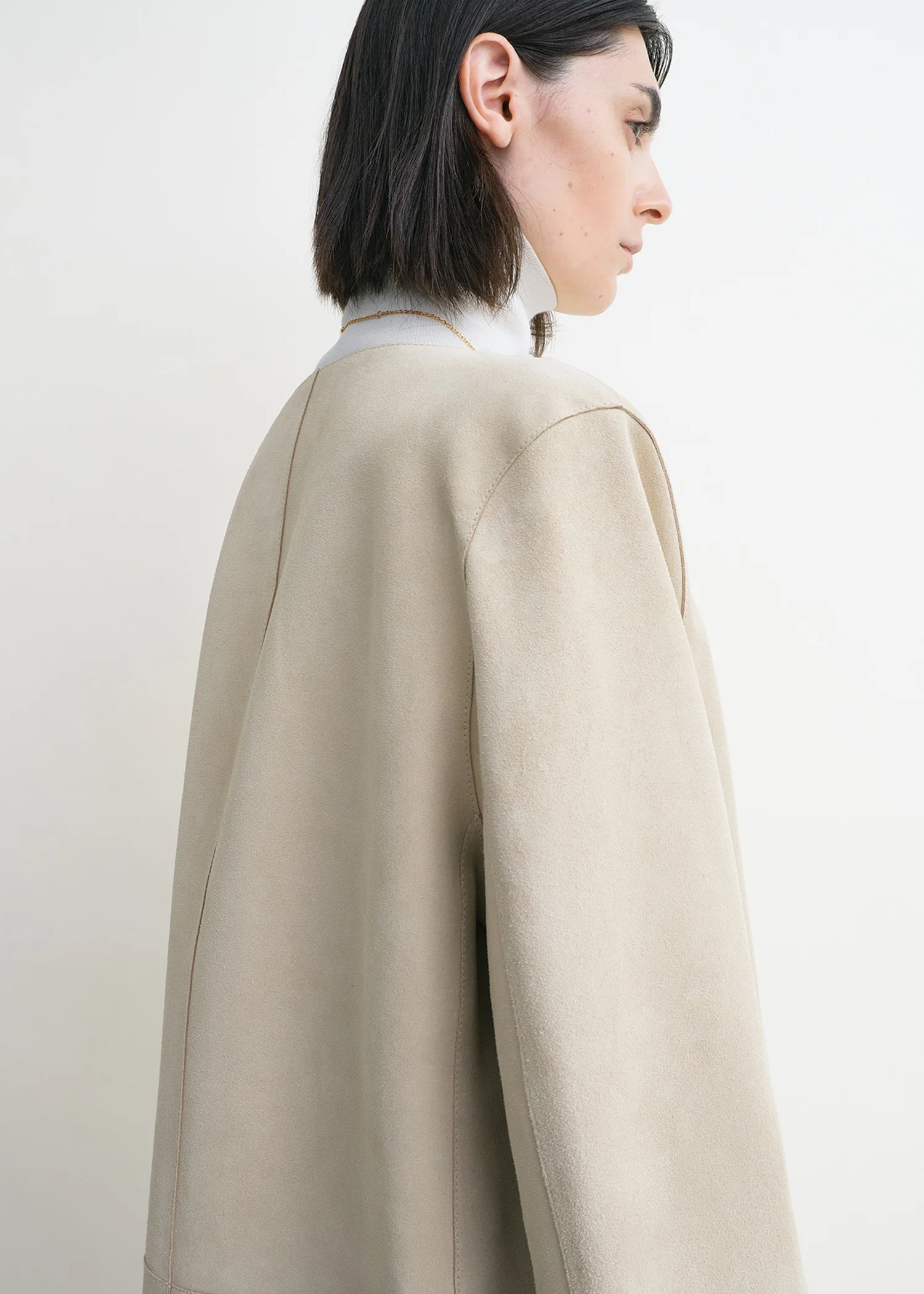 Collarless suede coat peanut - Image 5