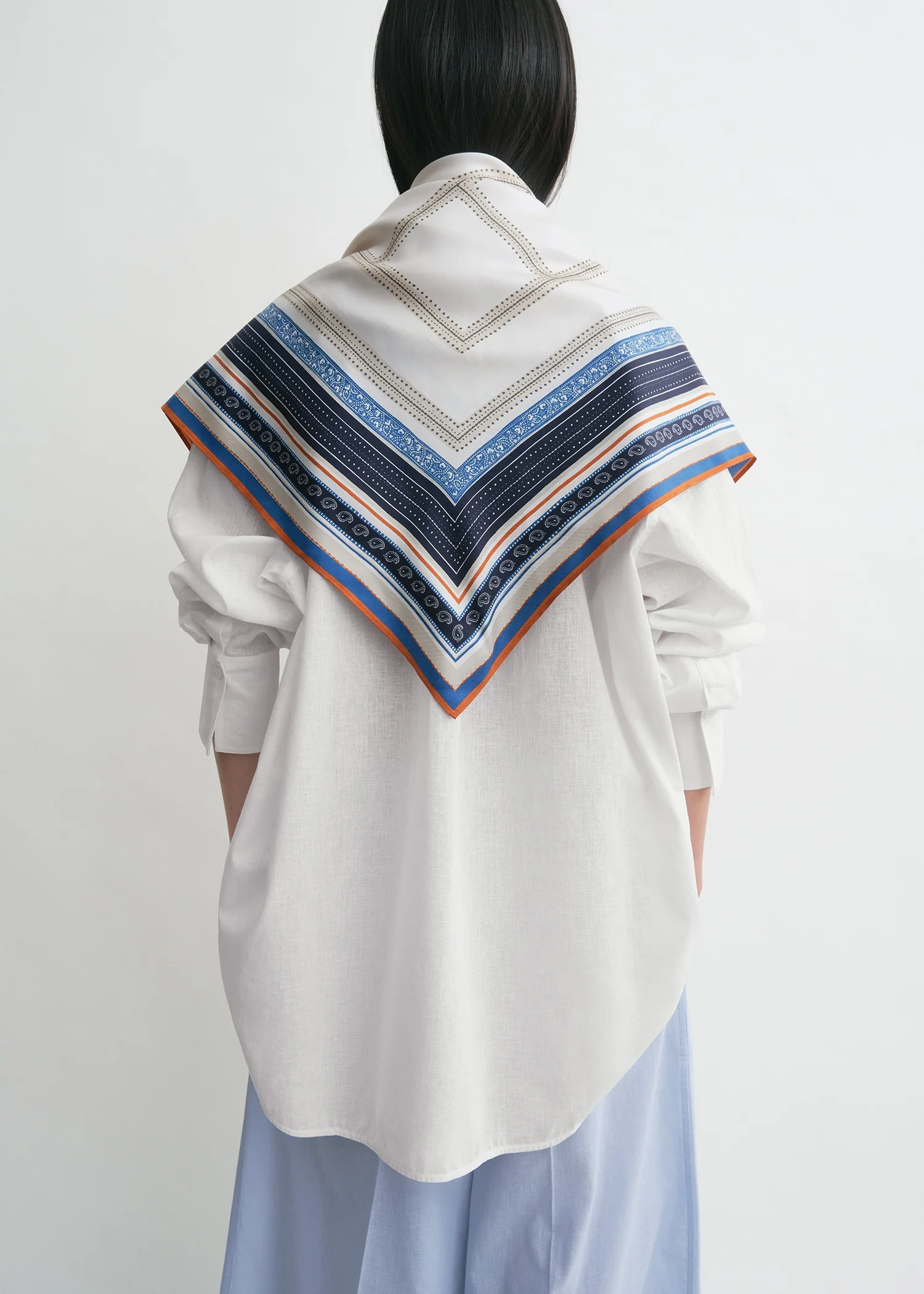 Collector scarf ecru/navy - Image 3