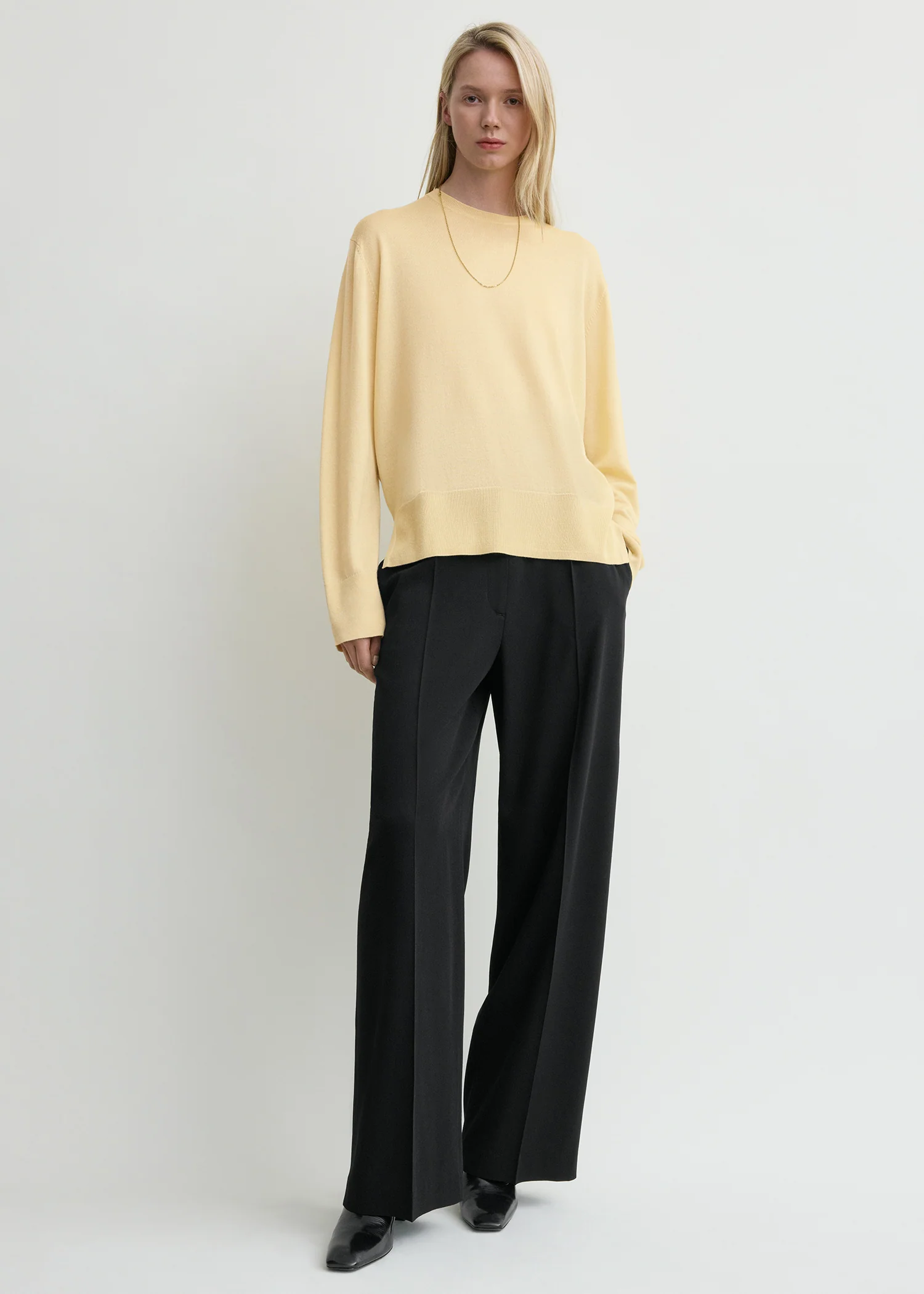 Crew-neck wool silk knit champagne - Image 2