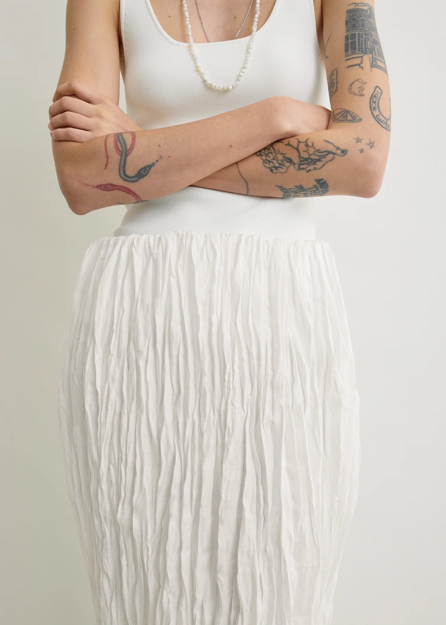 Crinkled linen skirt white - Image 4