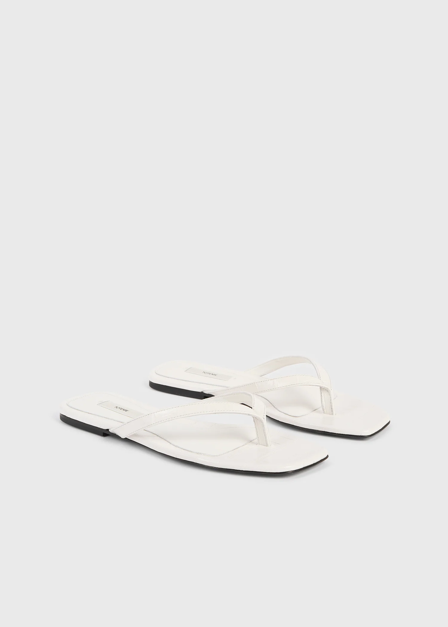 Croco-embossed flip flops off-white - Image 7