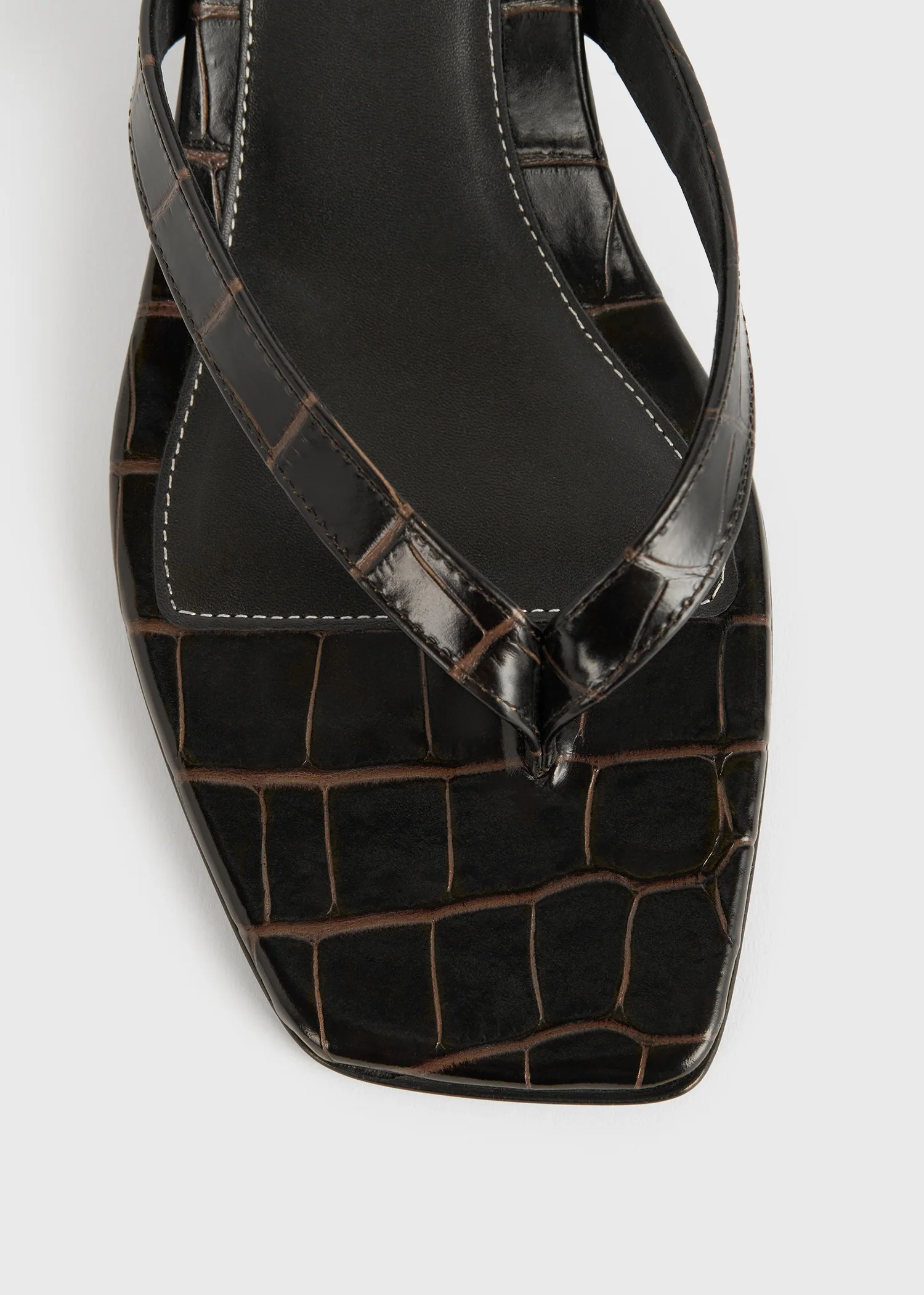 Croco-embossed heeled flip flops dark brown - Image 6