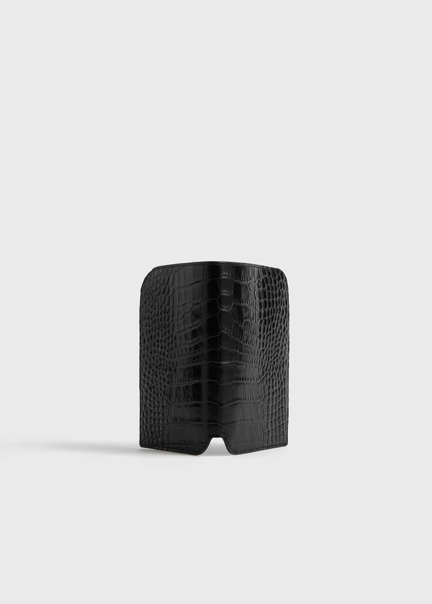 Croco-embossed passport holder black - Image 3