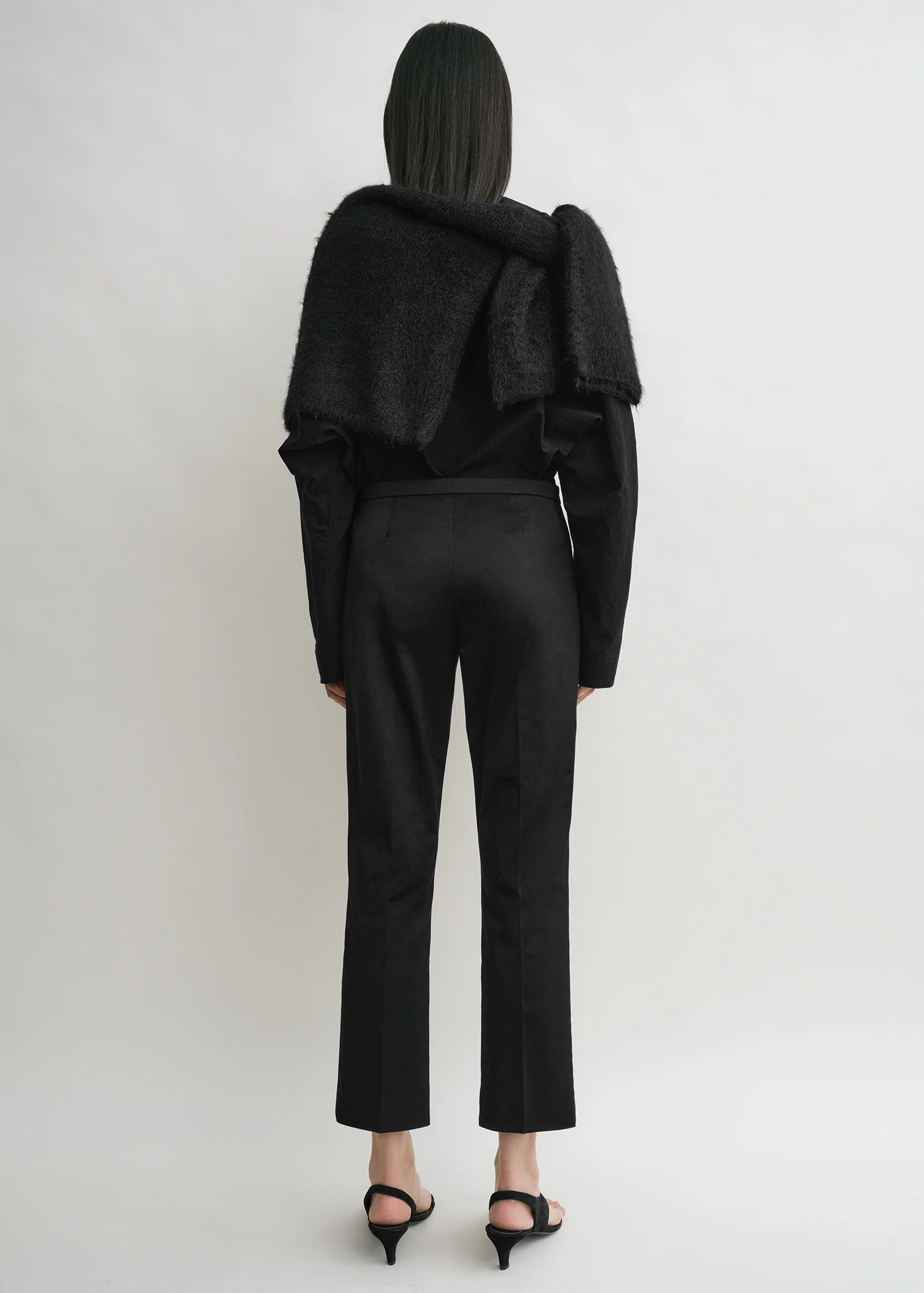 Cropped straight trousers black - Image 3