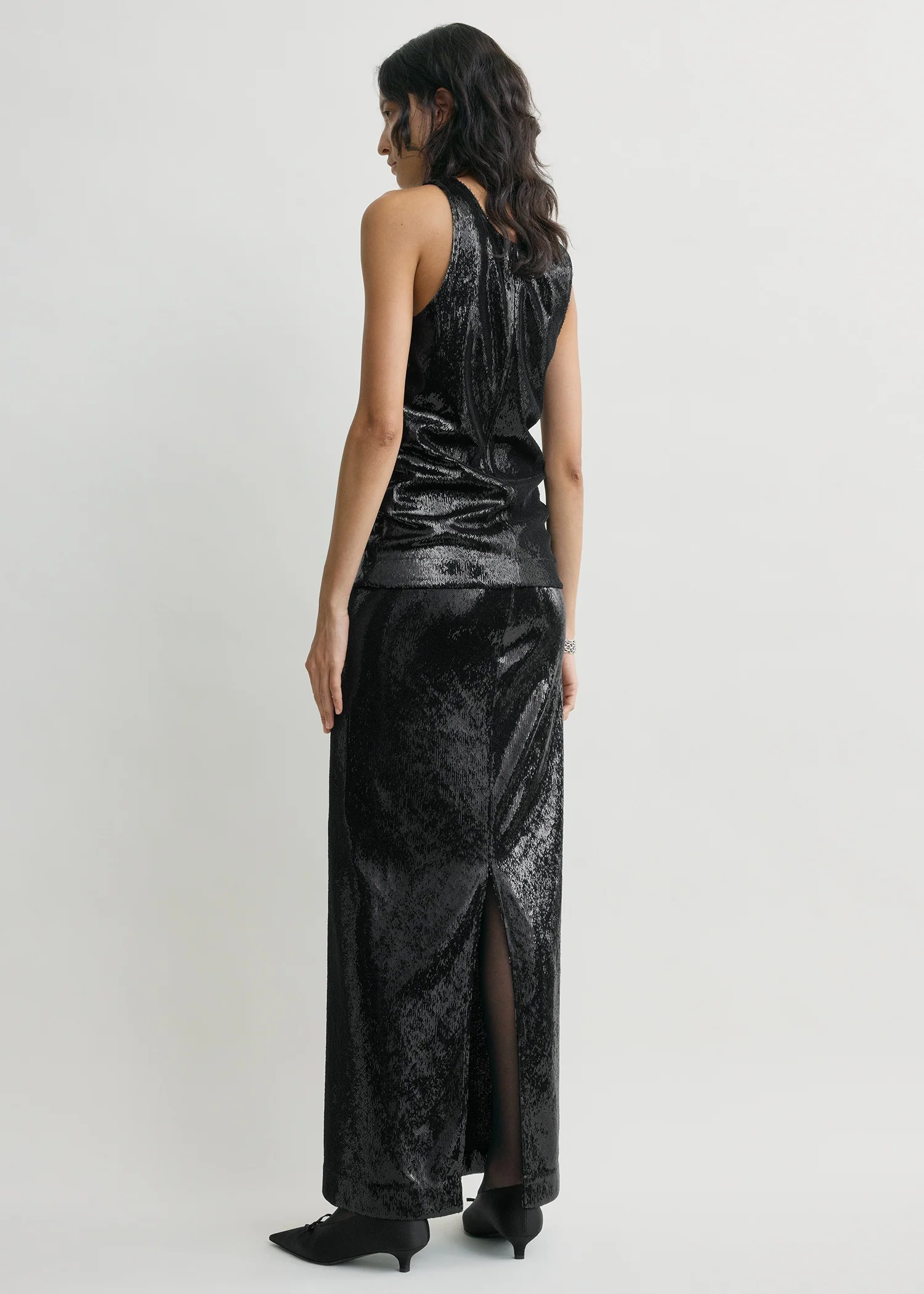 Curved sequin tank black - Image 3