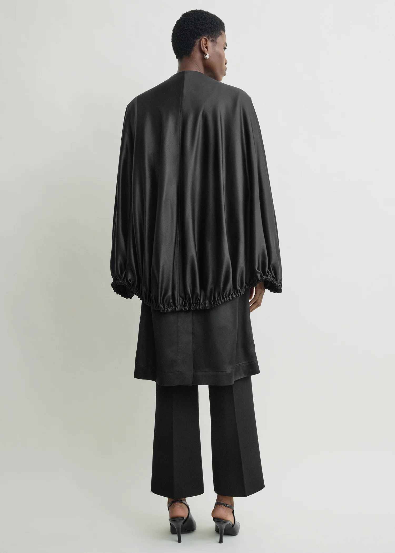 Detachable cape evening coat black - Image 3