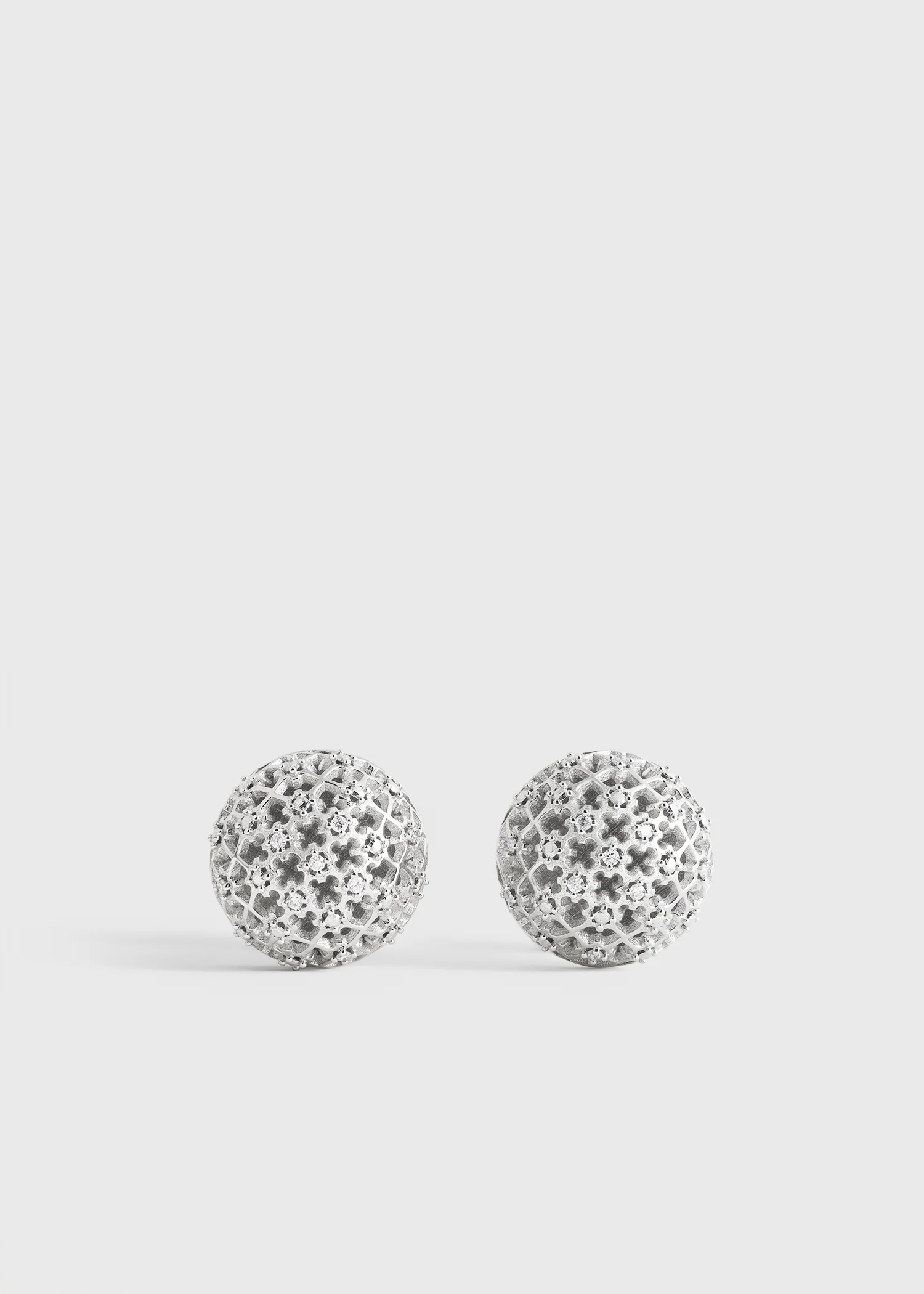 Diamond lace studs silver - Image 9