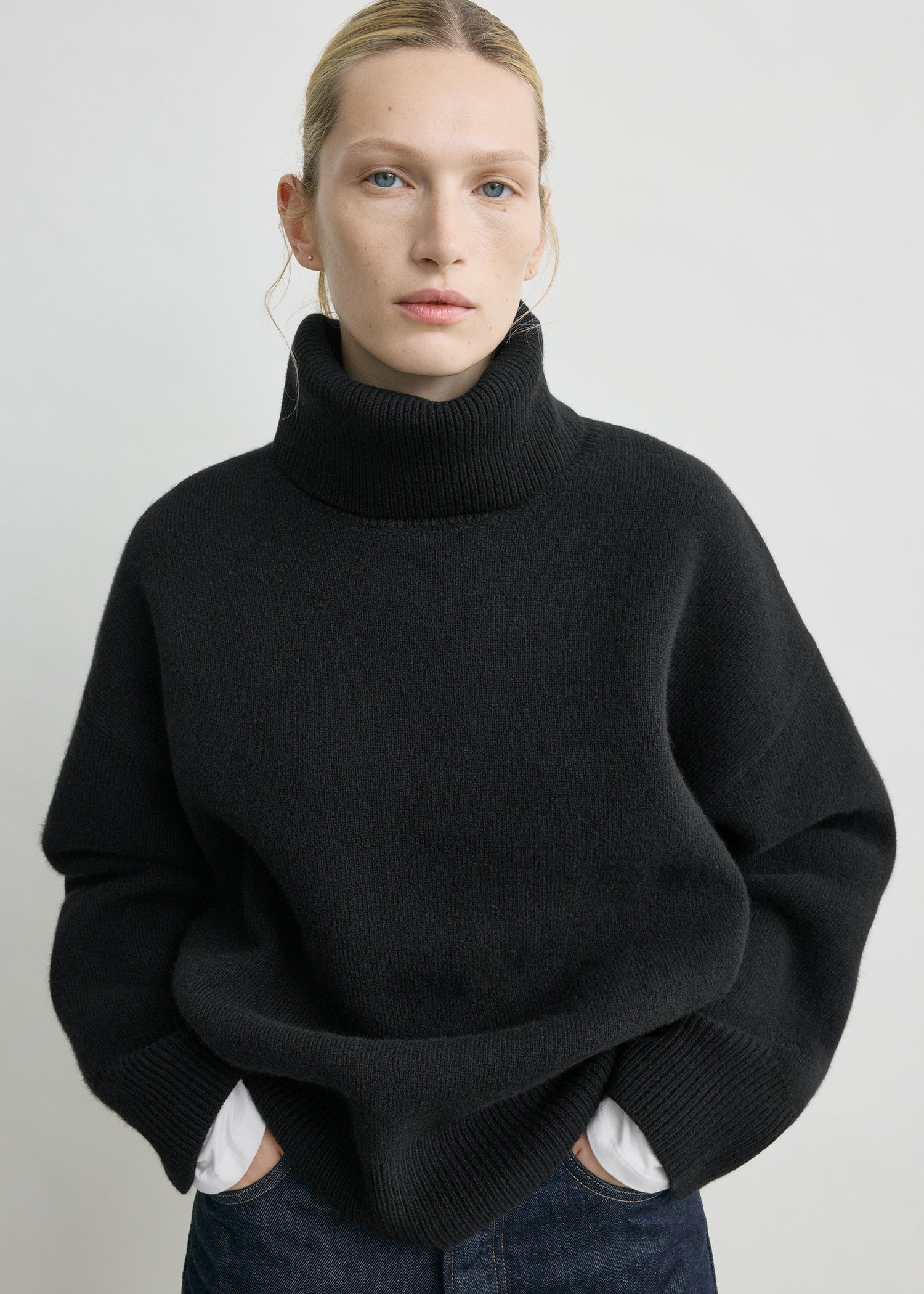 Double-knit turtleneck black - Image 4