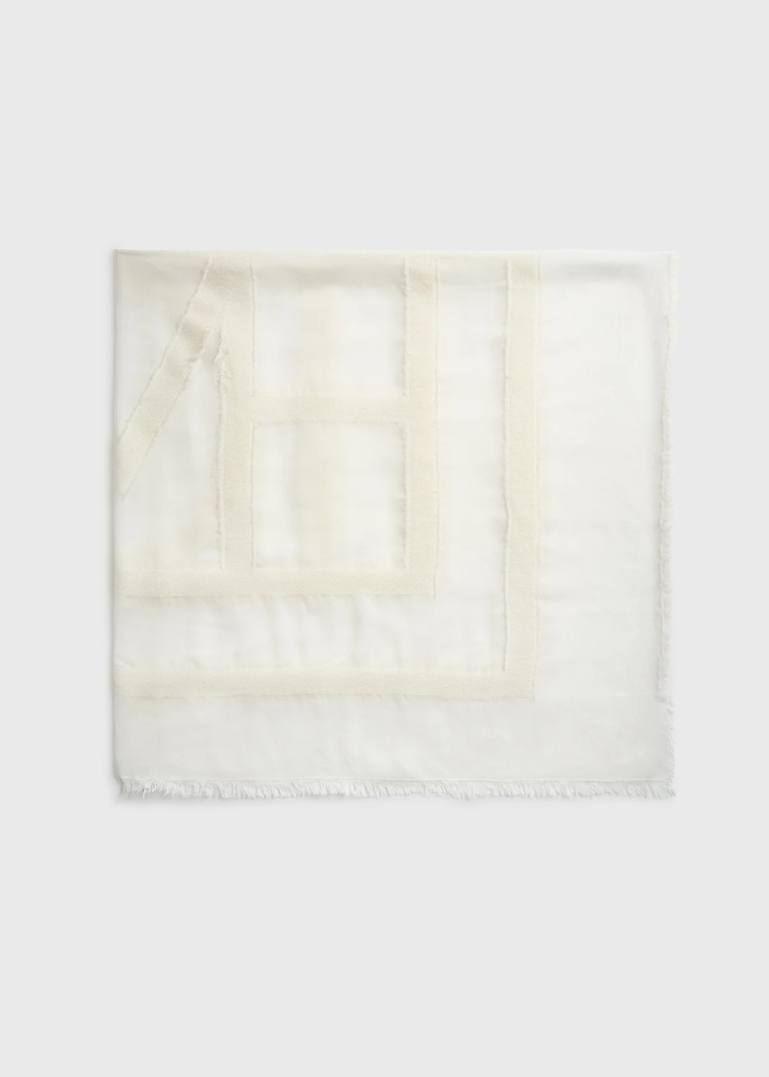 Fil coupé monogram sarong off-white - Image 6