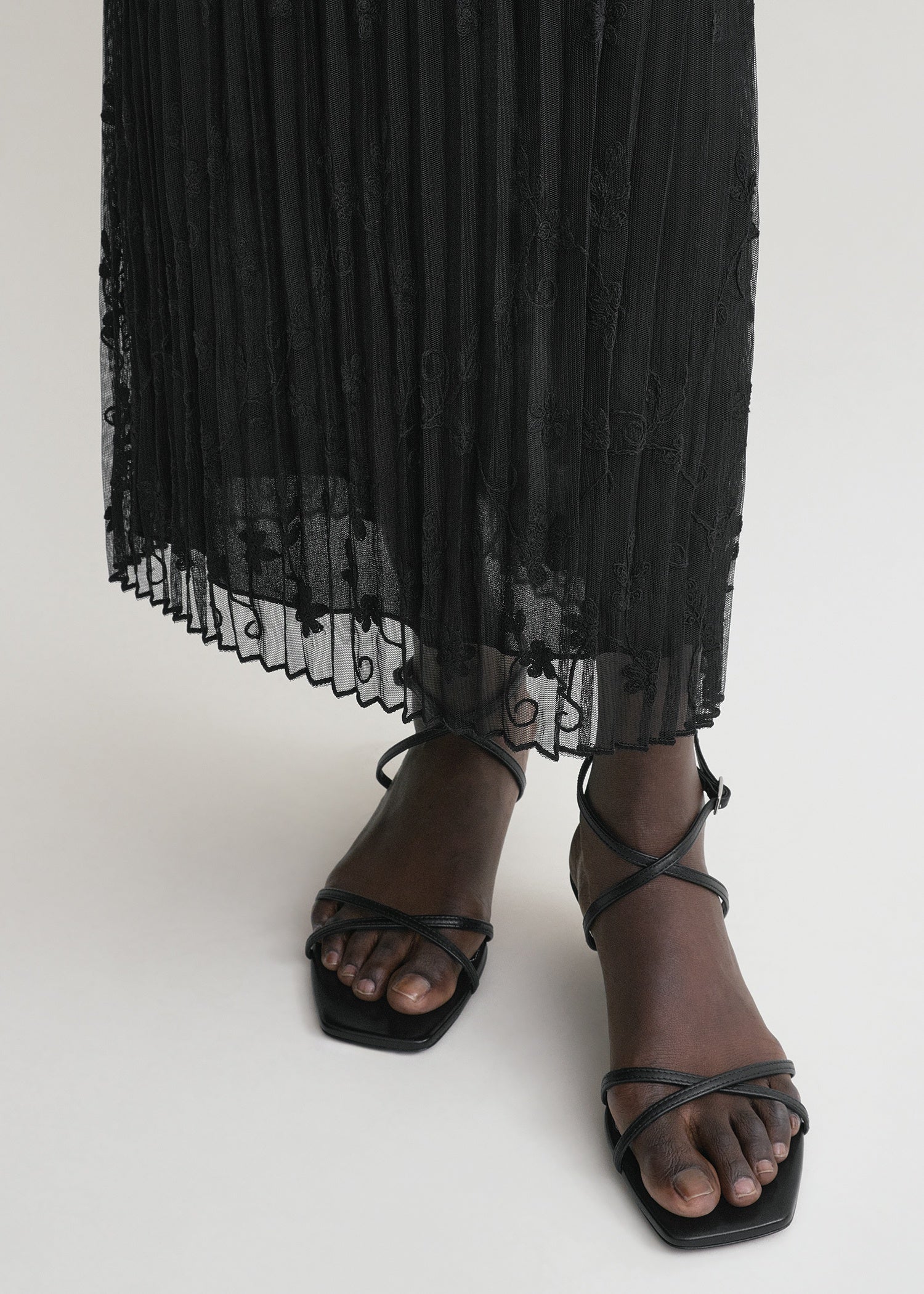 Floral tulle skirt black - Image 5