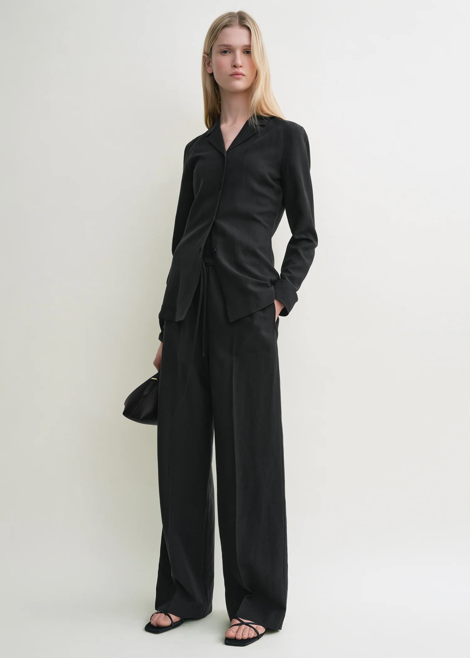 Fluid shirt black