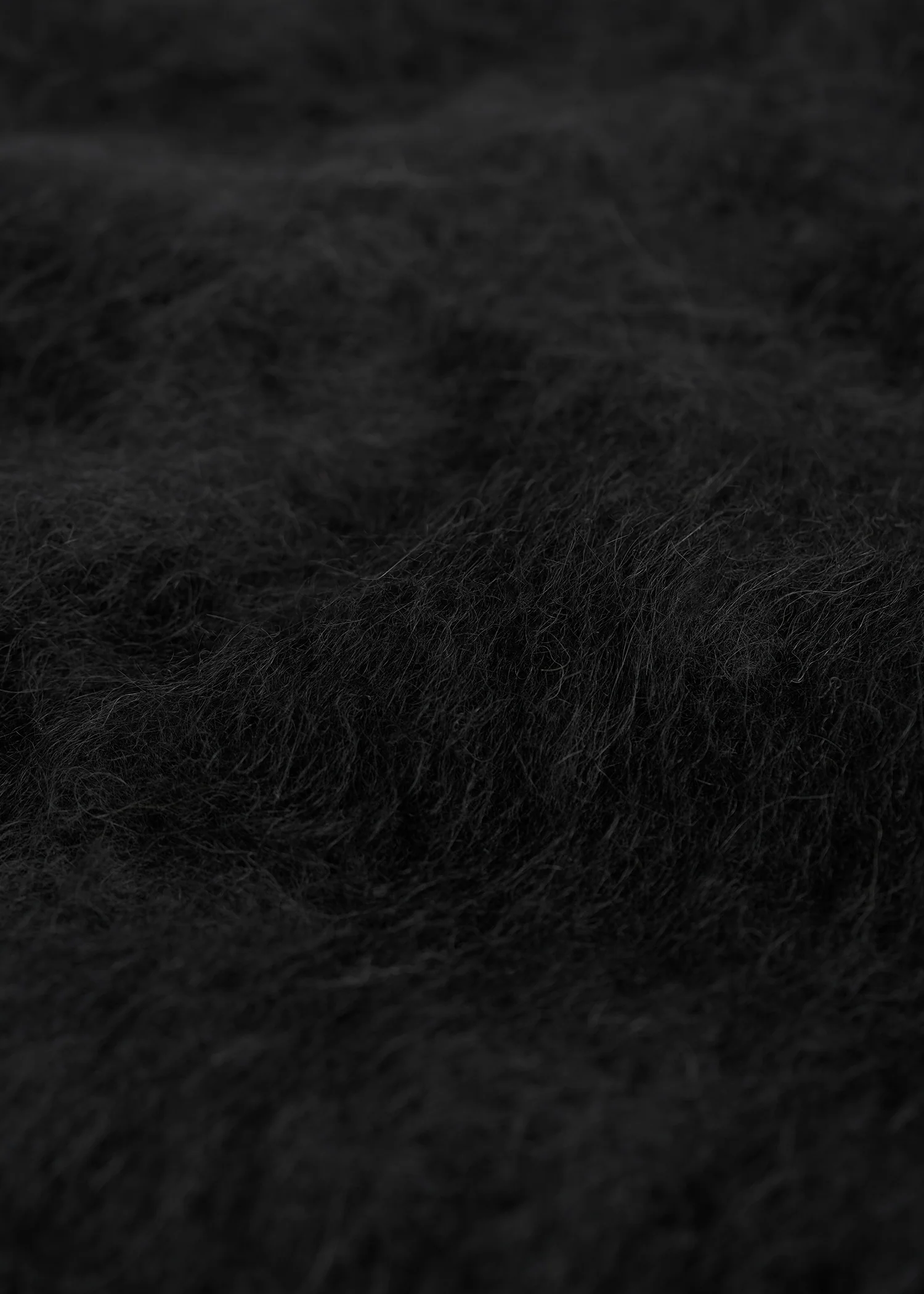 Funnel alpaca-blend neck warmer black - Image 4