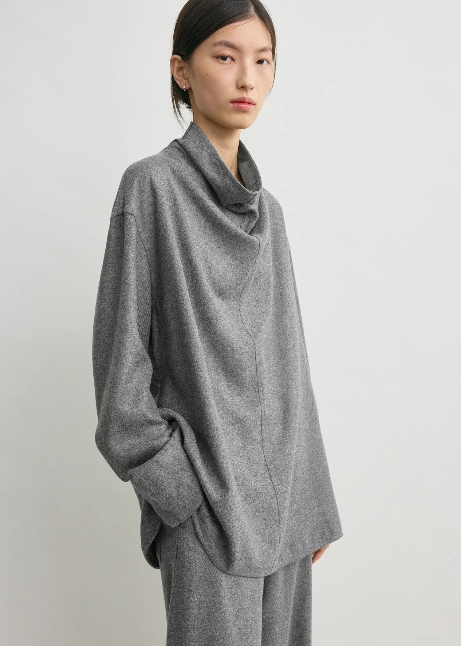 Funnel-neck flannel top grey petite - Image 4