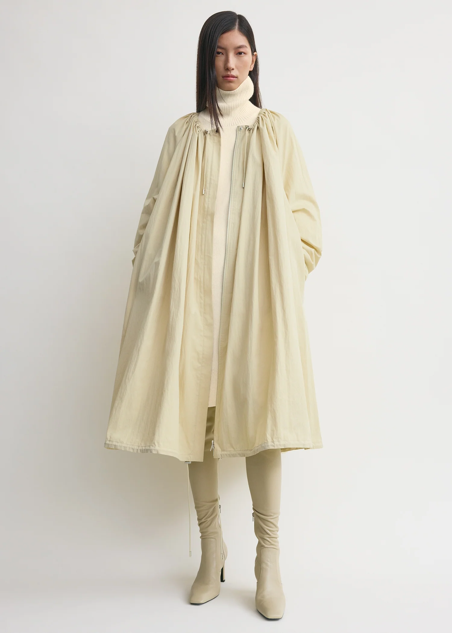 Gathered parachute coat ecru - Image 6