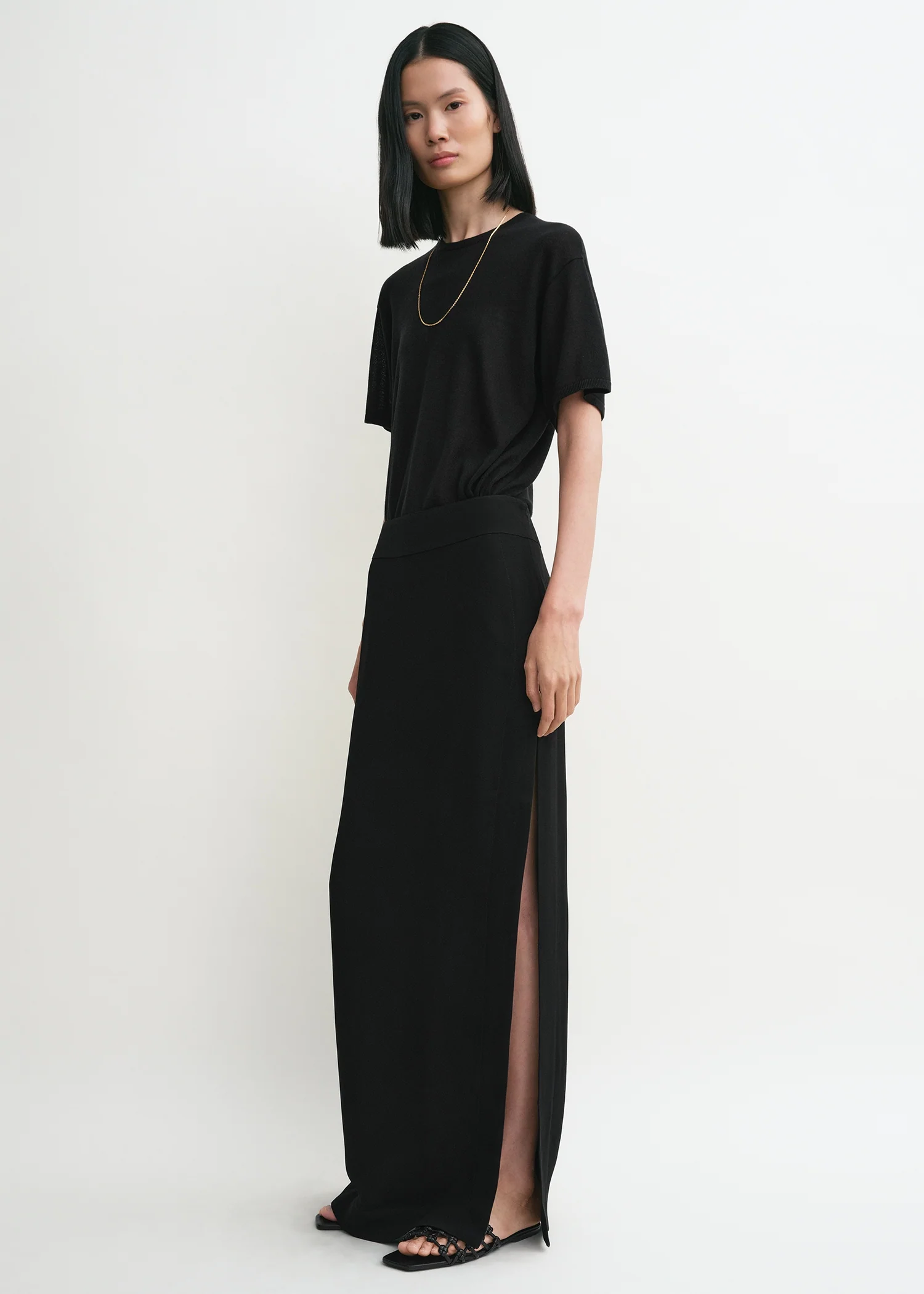 High slit skirt black - Image 2