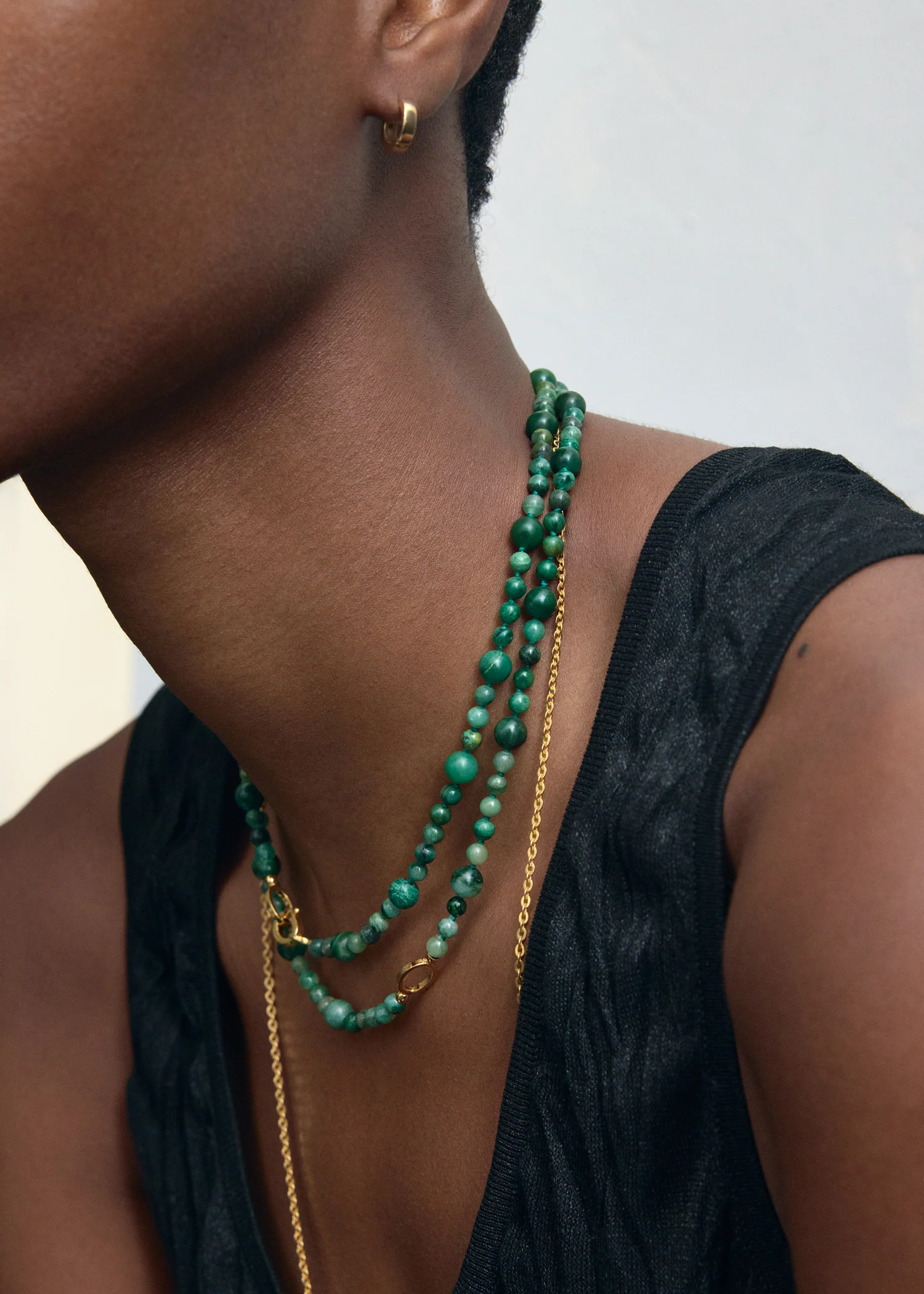 Infinity bead necklace dark green - Image 3