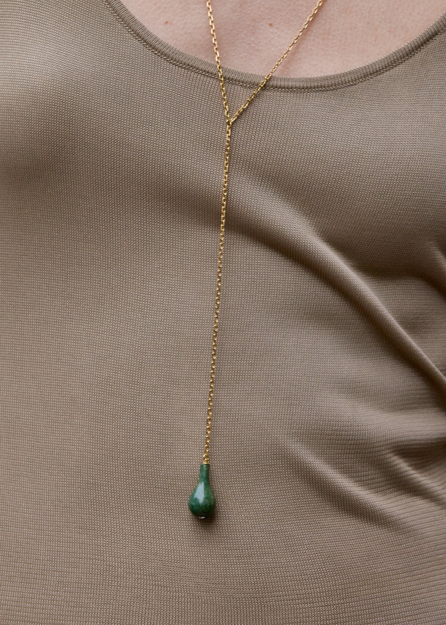 Jade drop necklace dark green/gold - Image 3