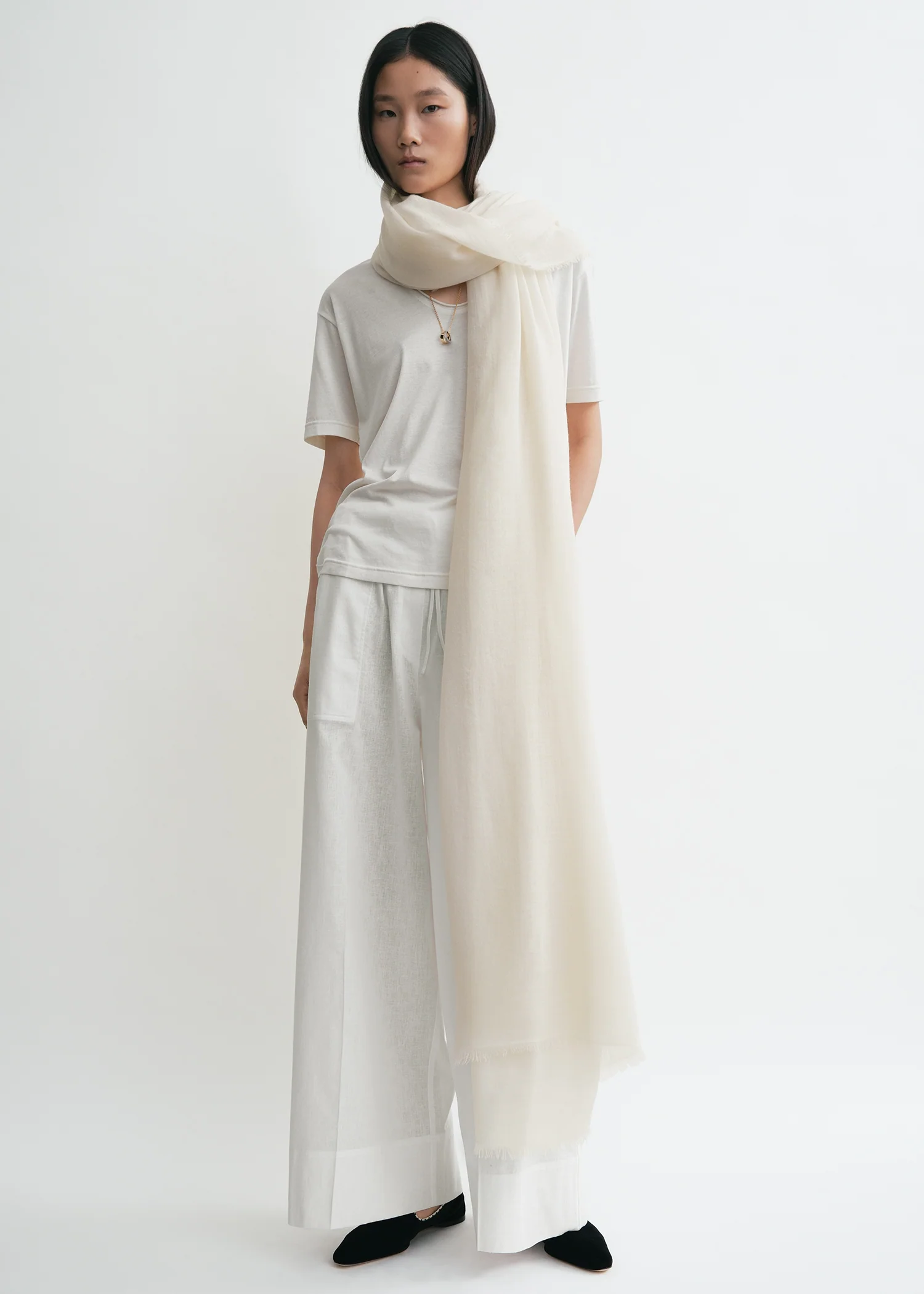 Light wool blanket scarf off-white - Image 2