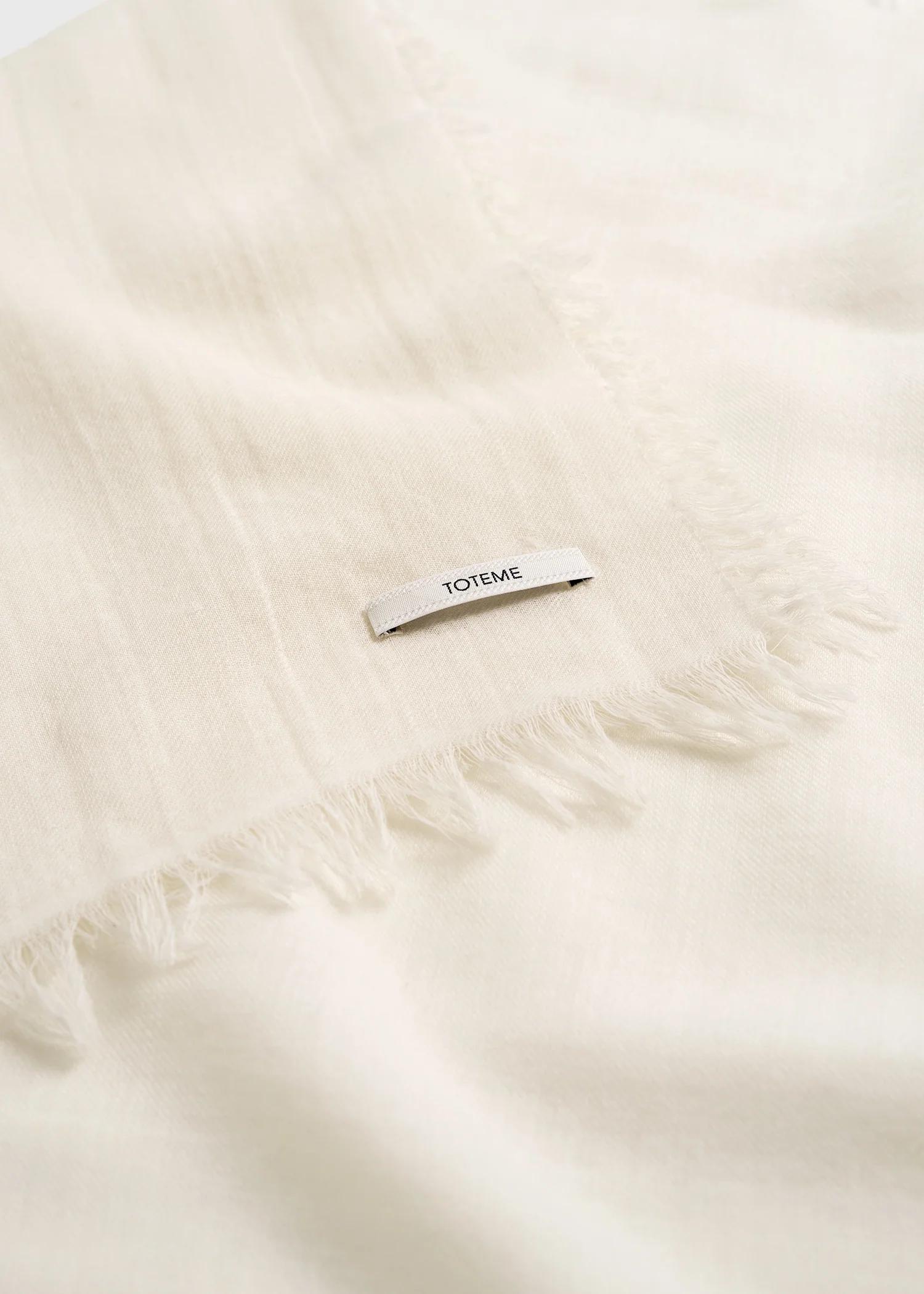 Light wool blanket scarf off-white - Image 4