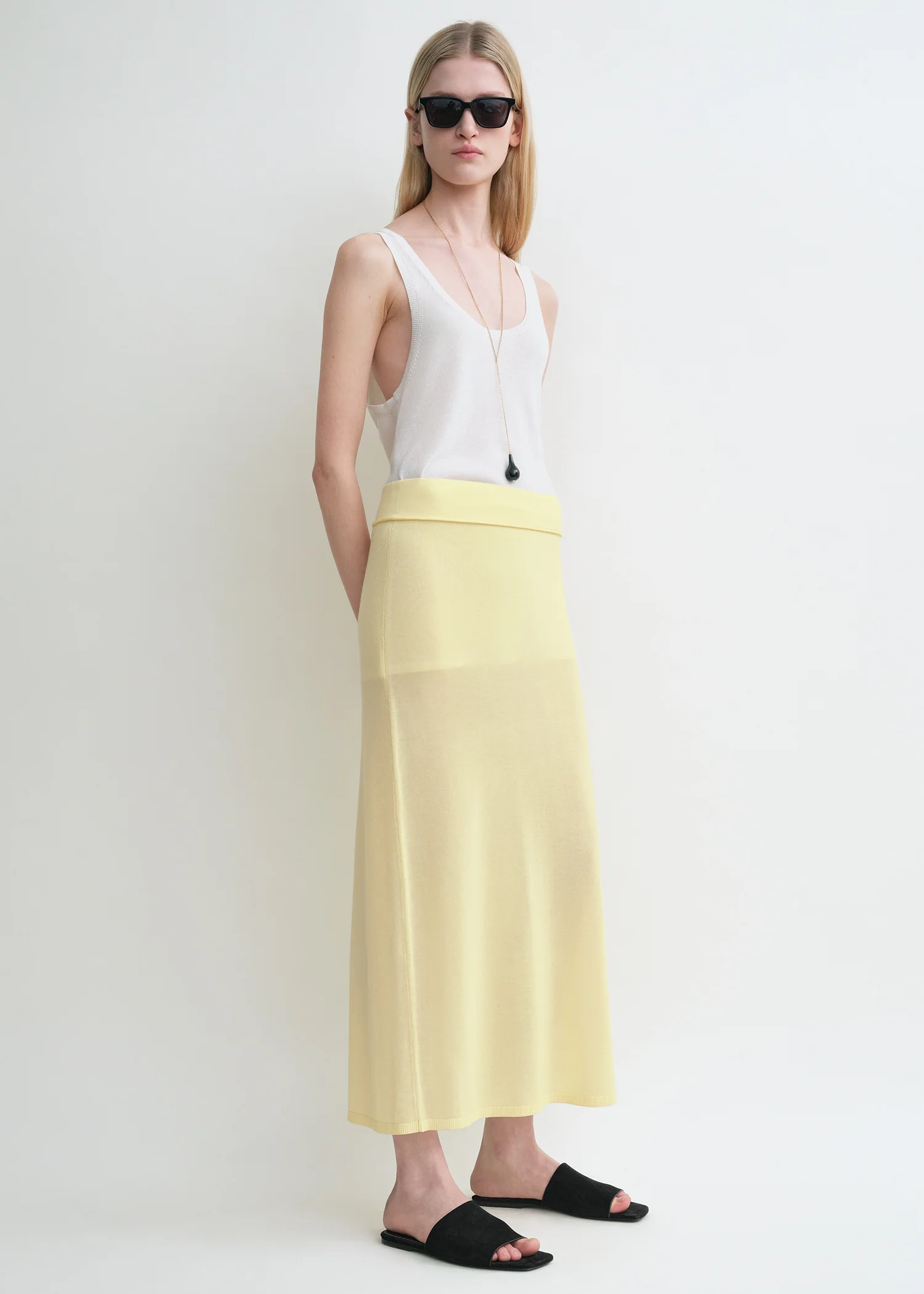 Long knit skirt straw - Image 2