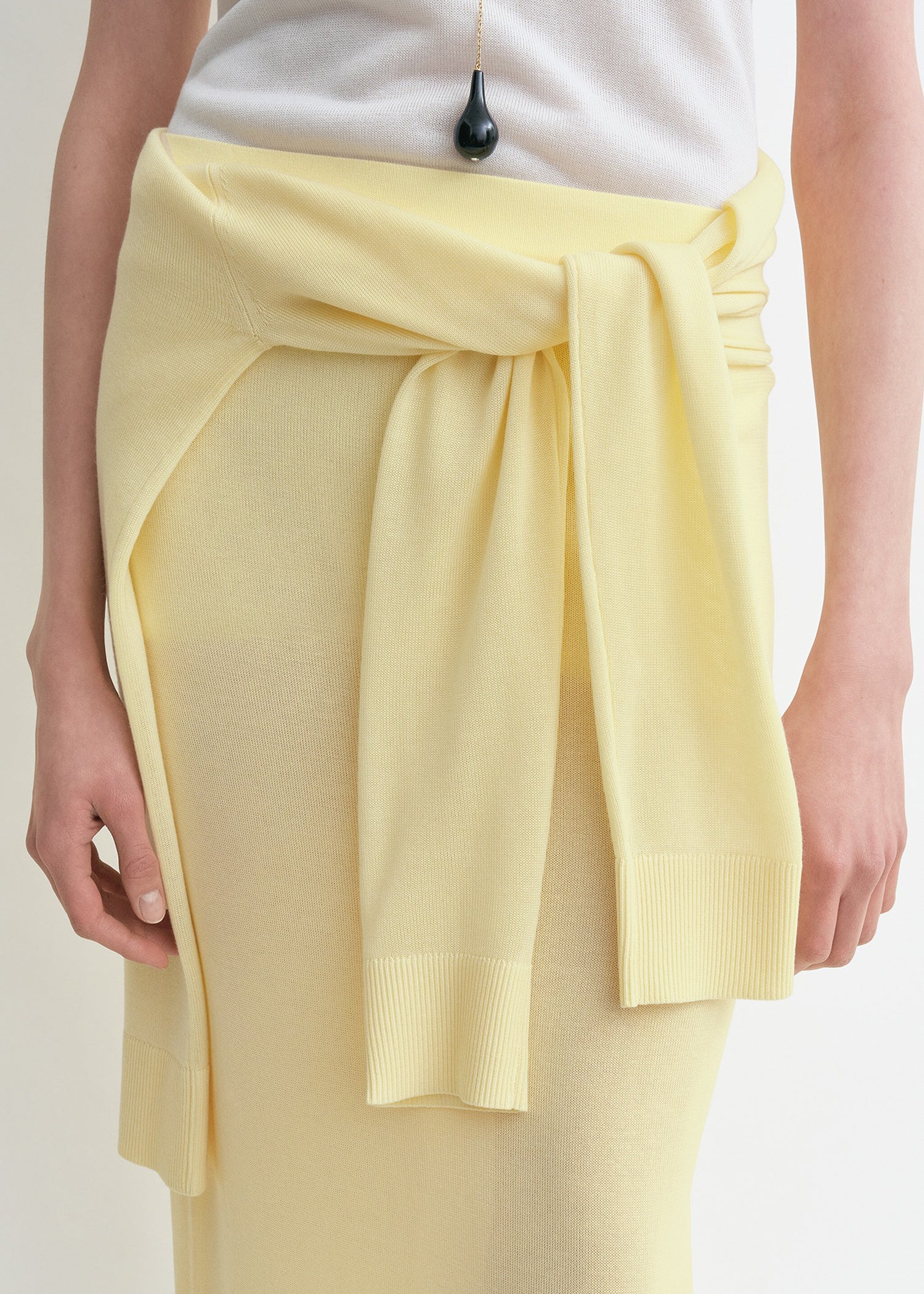 Long knit skirt straw - Image 4