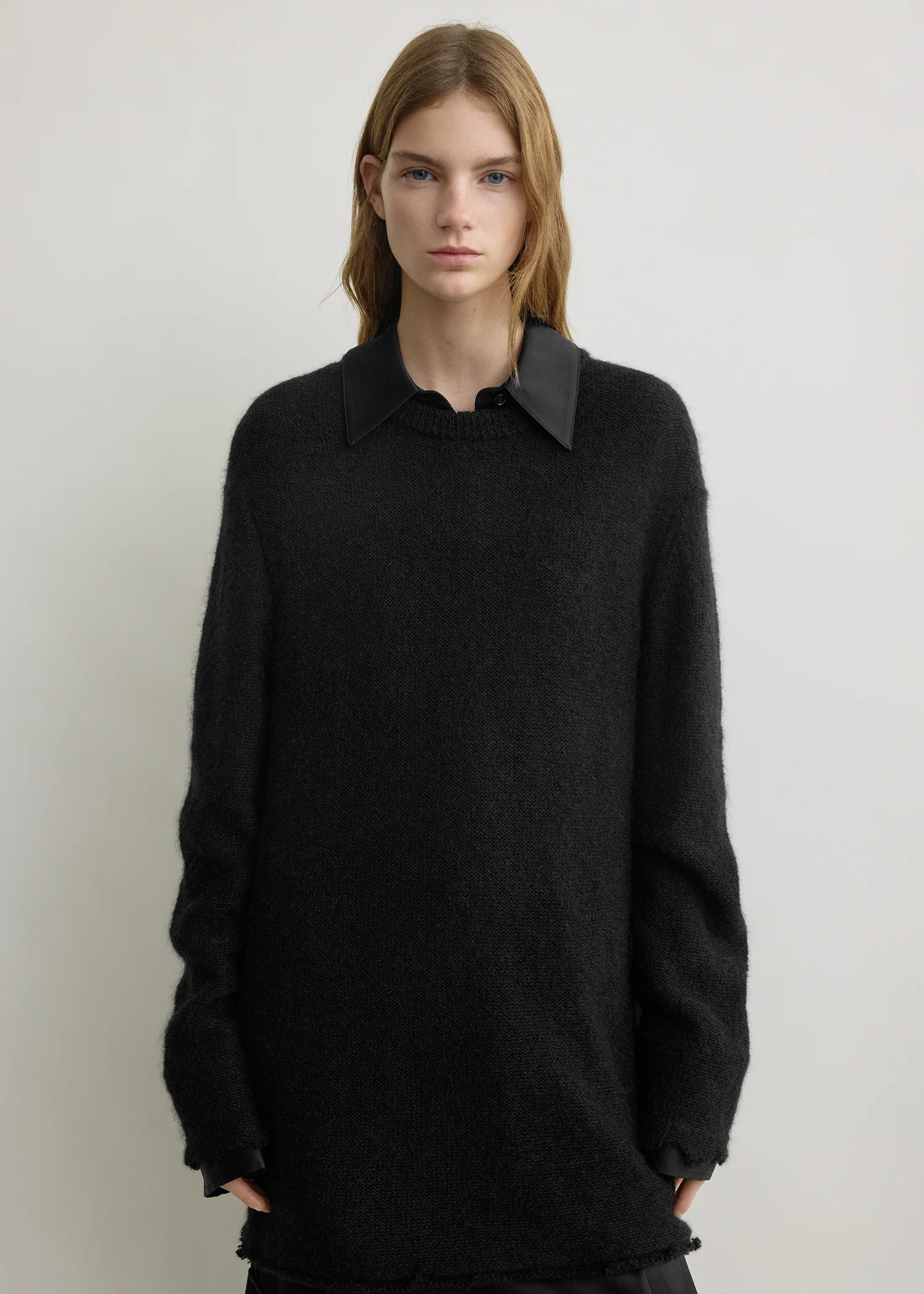 Long open weave knit black - Image 4