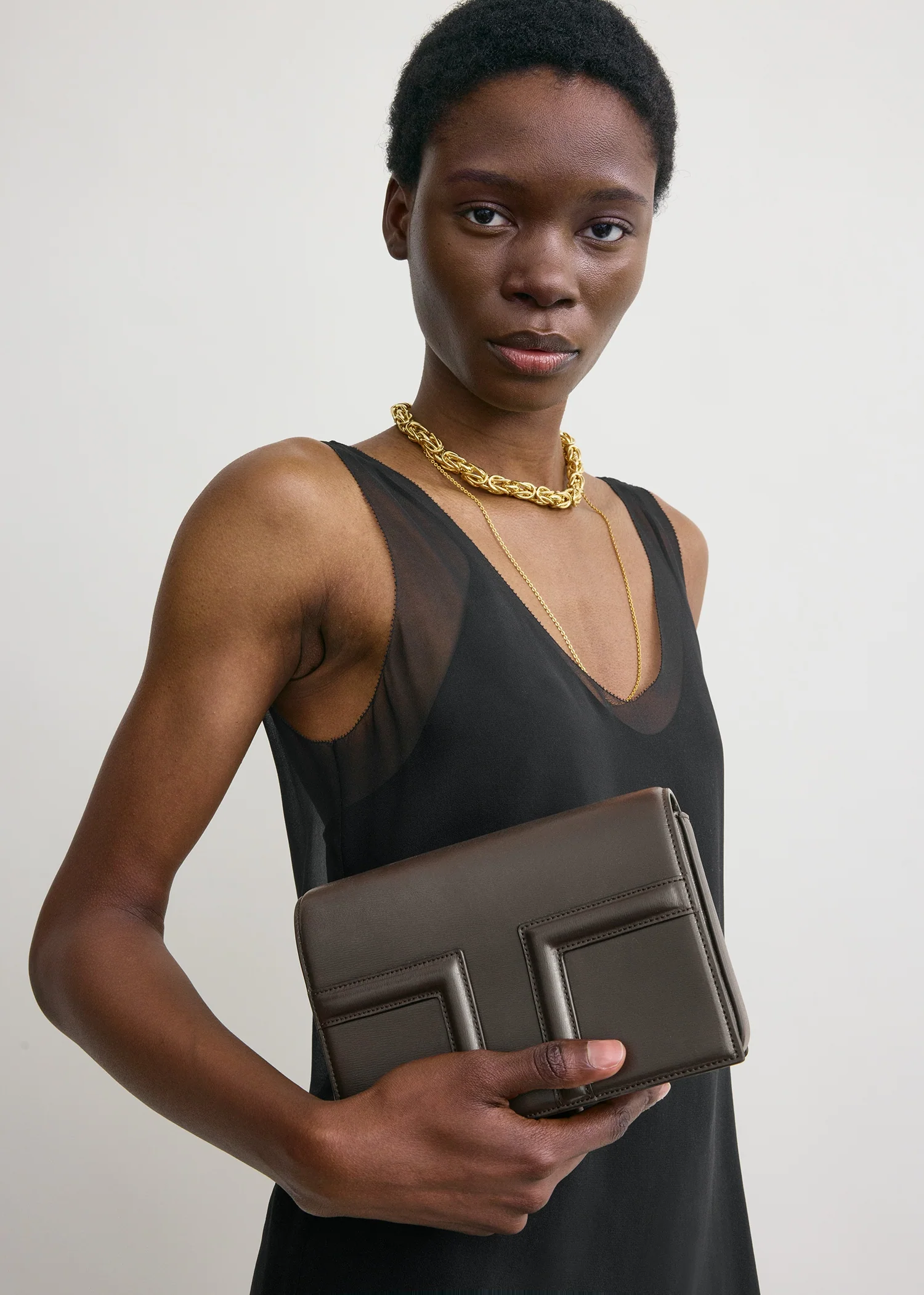 Mini T-flap leather bag bark - Image 2