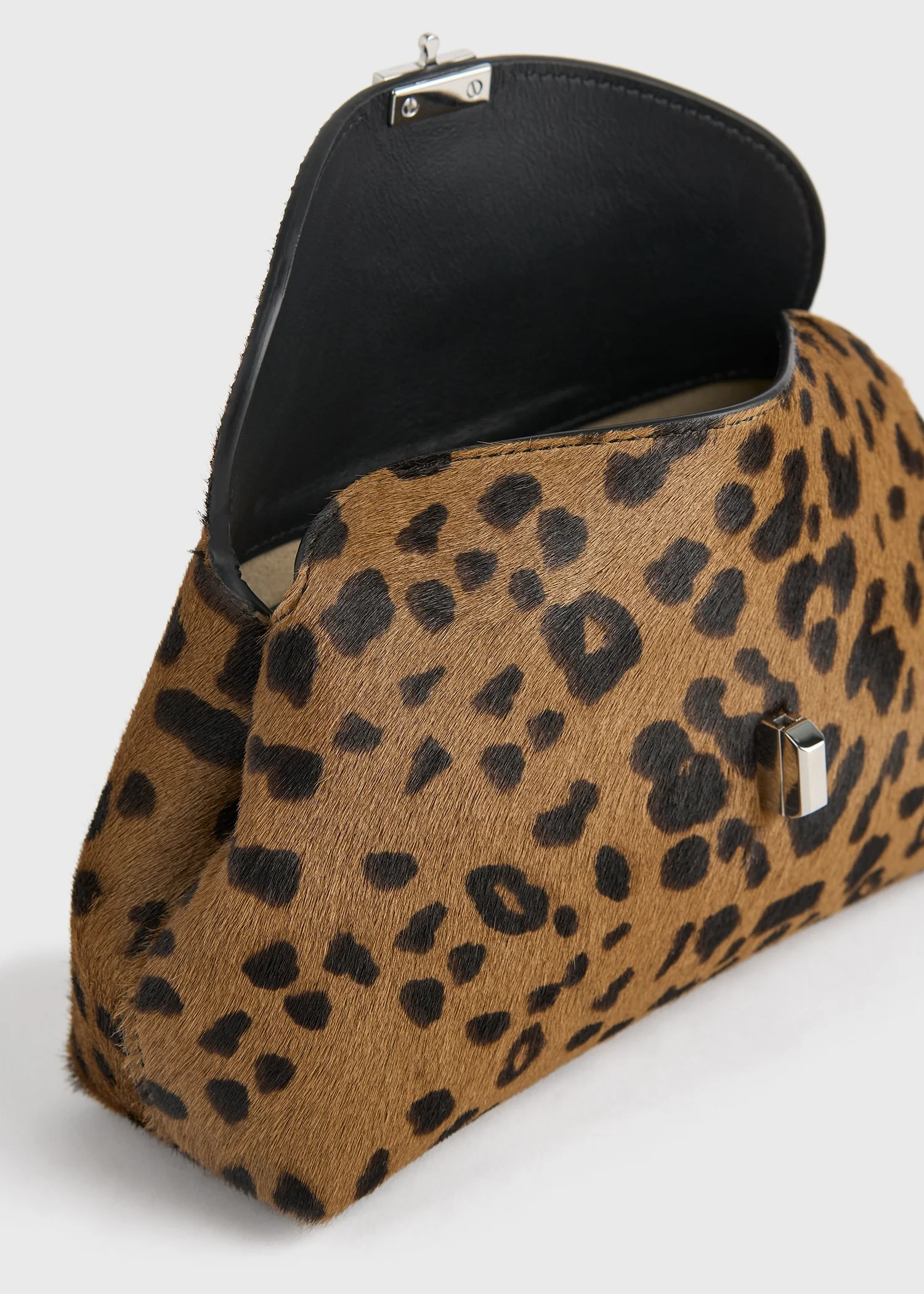 Mini T-lock pony hair clutch leopard - Image 6