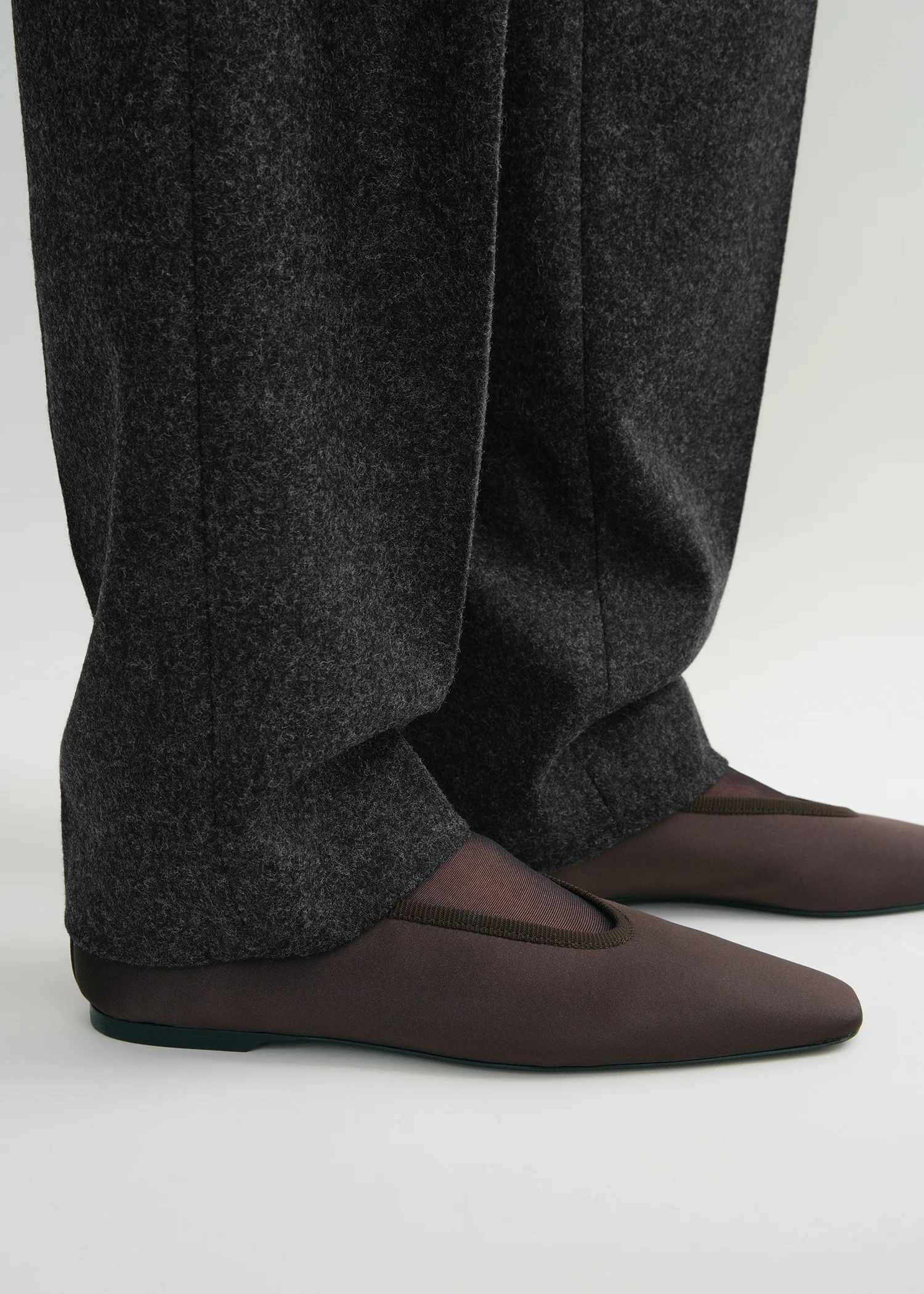 Minimalist satin ballerinas espresso - Image 3