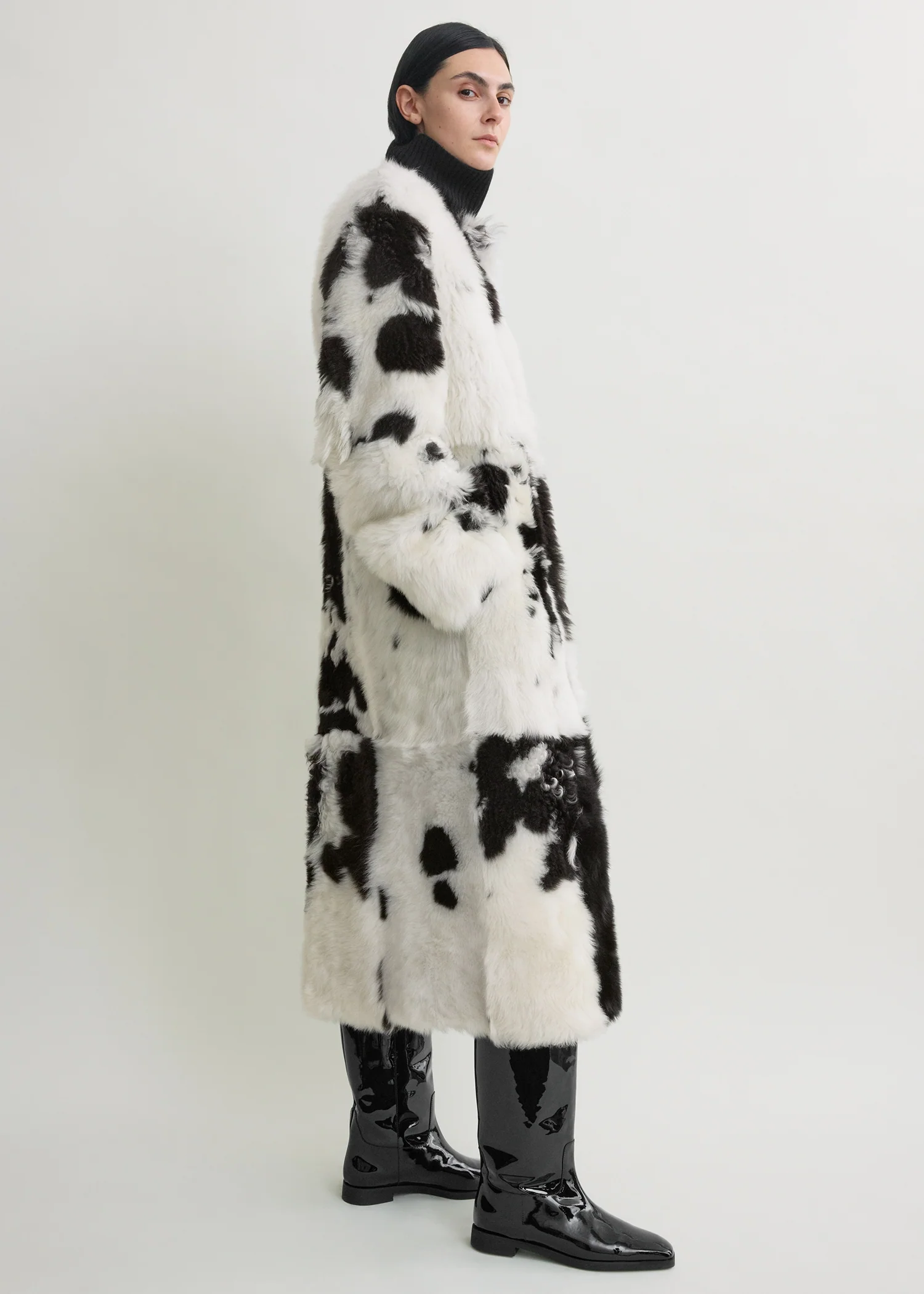 Monochrome shearling coat black/white - Image 2