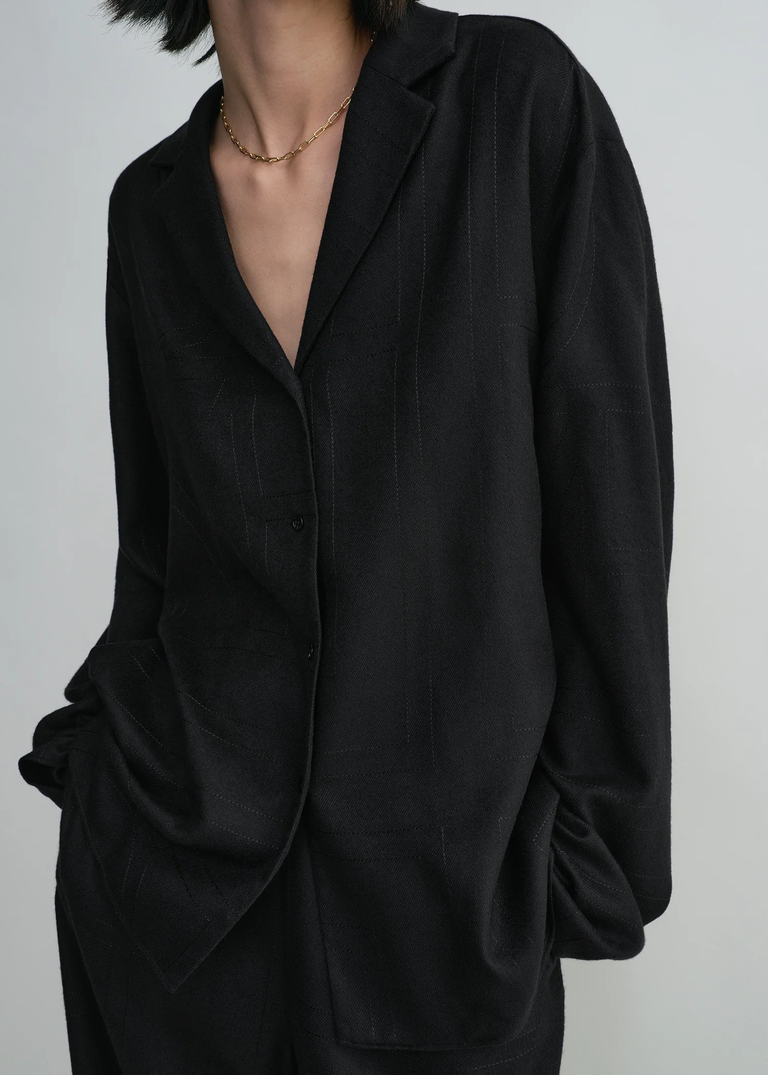 Monogram flannel pj top black - Image 5